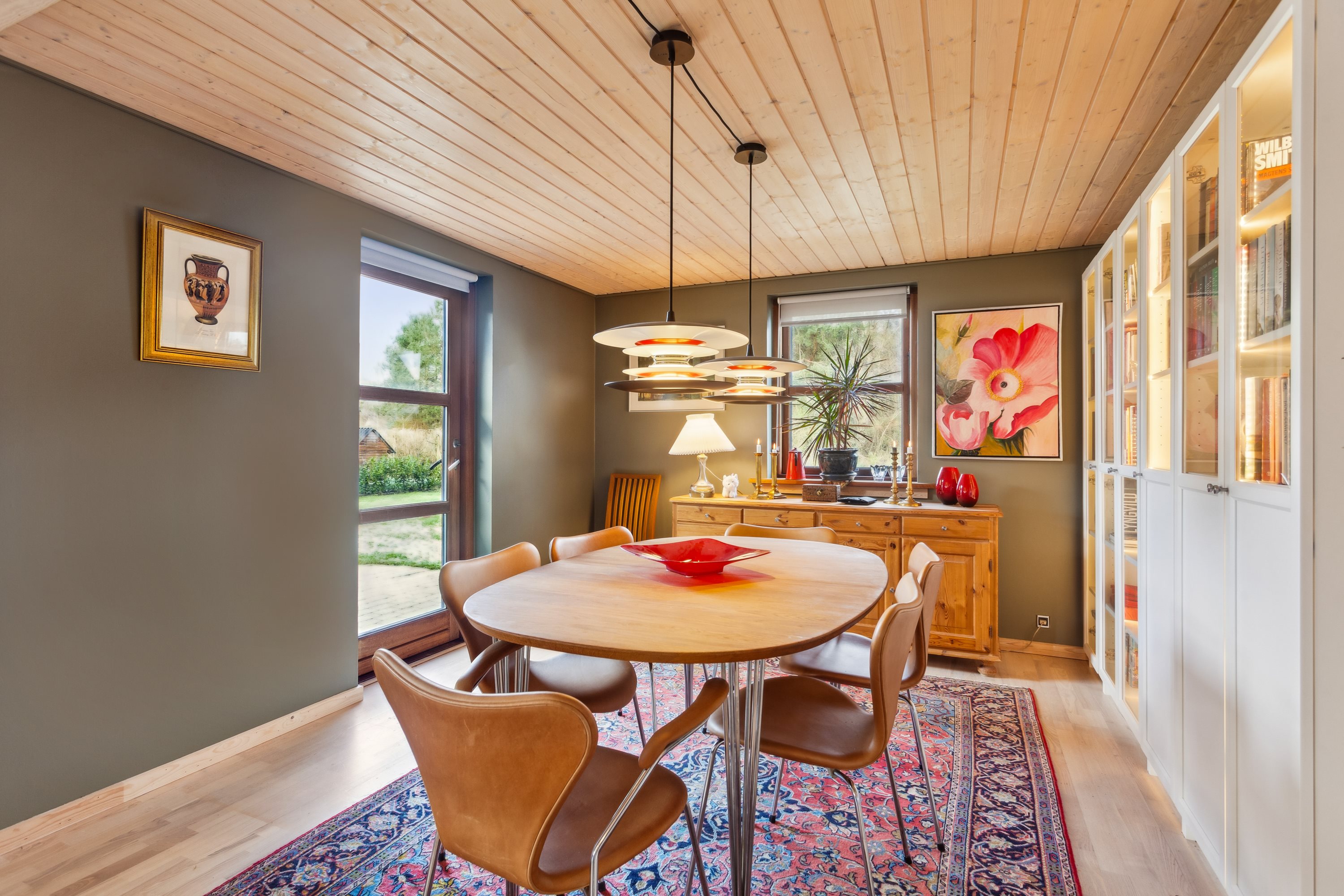 Fremhævet spisestue billede i fuldskærmstilstand. Billede af Fyrrestien 1A, Vesterø Havn, 9940 Læsø