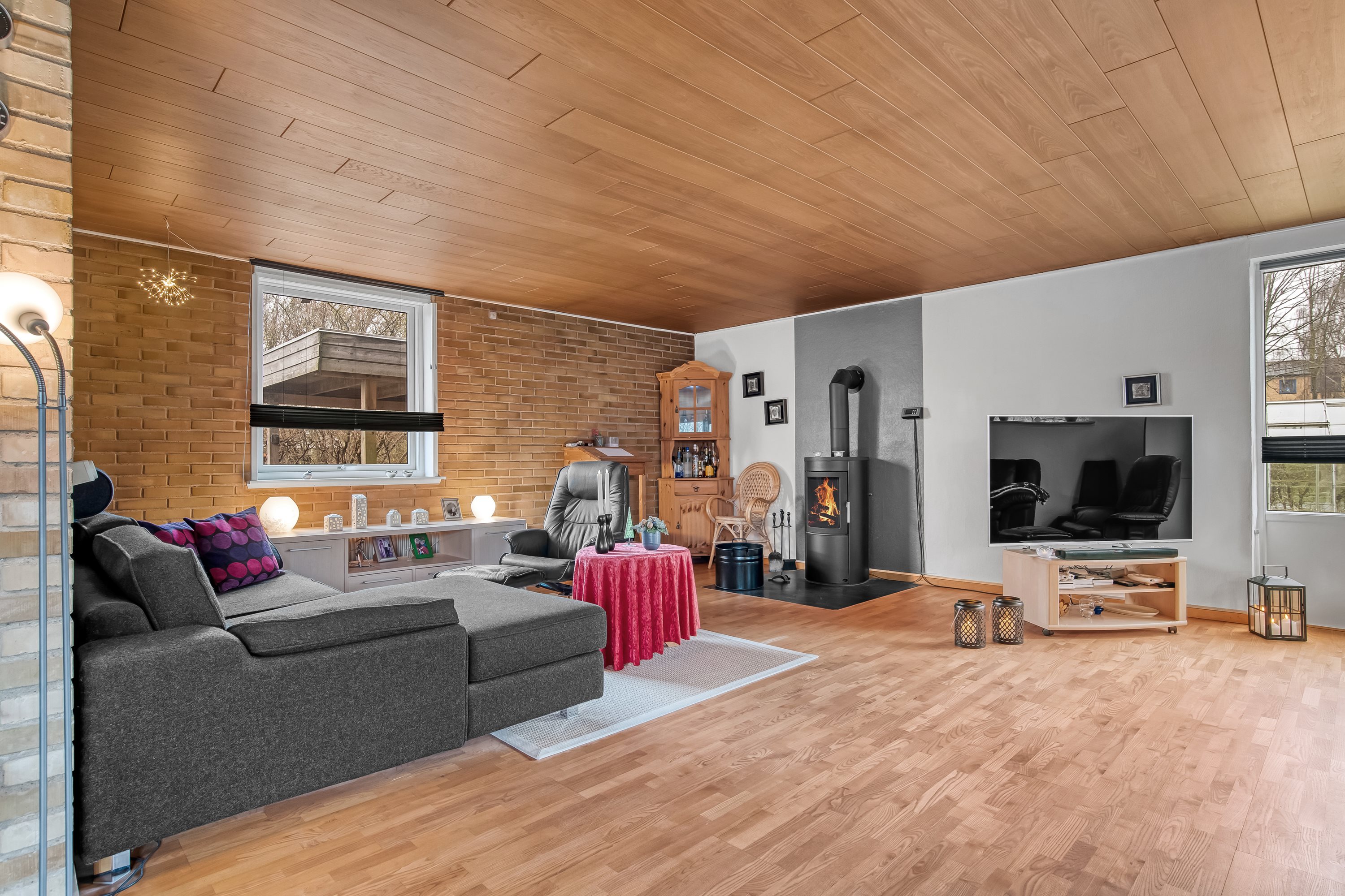 Fremhævet stue billede i fuldskærmstilstand. Billede af Skoleparken 11, 7500 Holstebro