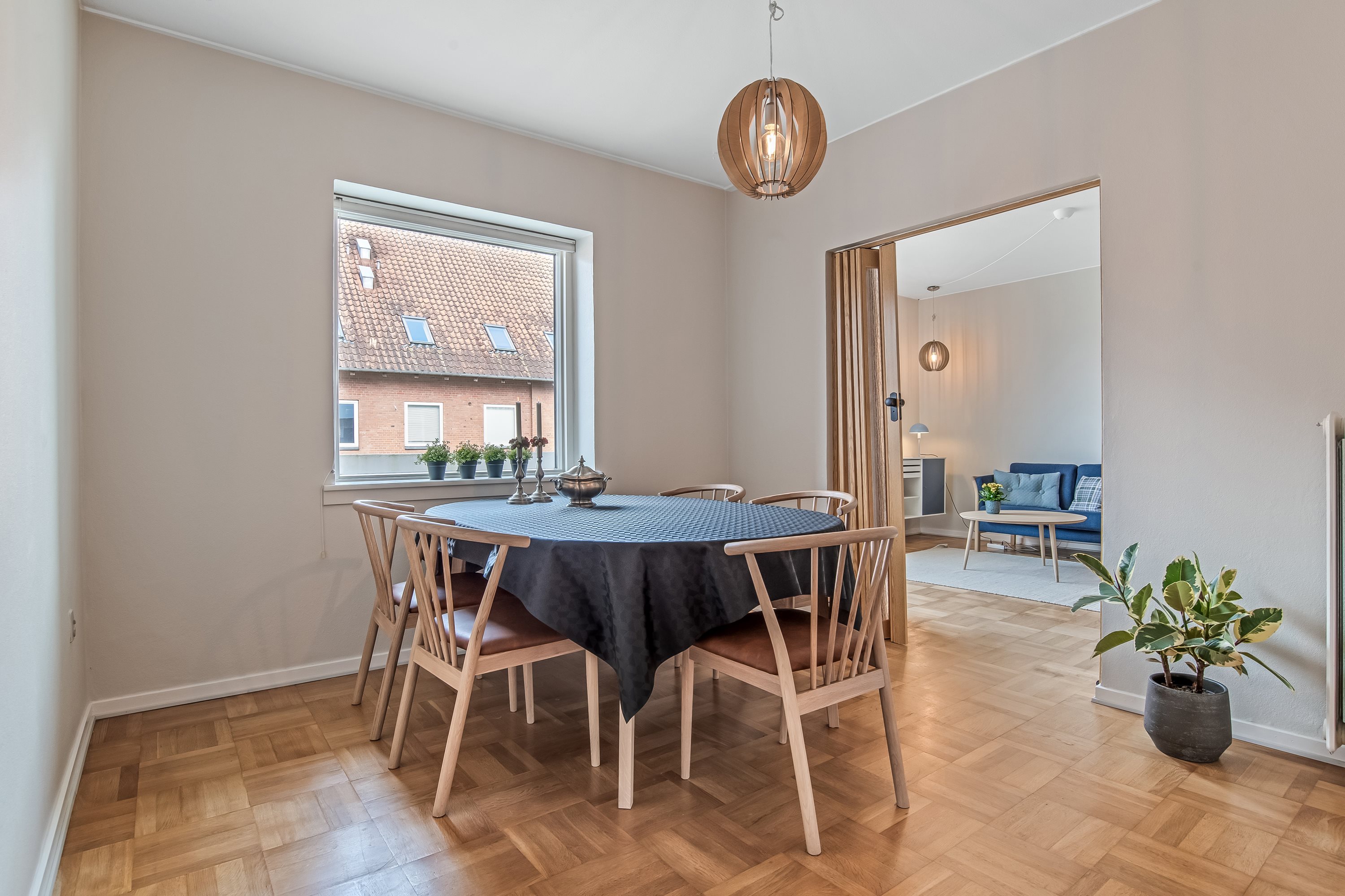 Fremhævet spisestue billede i fuldskærmstilstand. Billede af Brogården 7, 1. tv., 7500 Holstebro