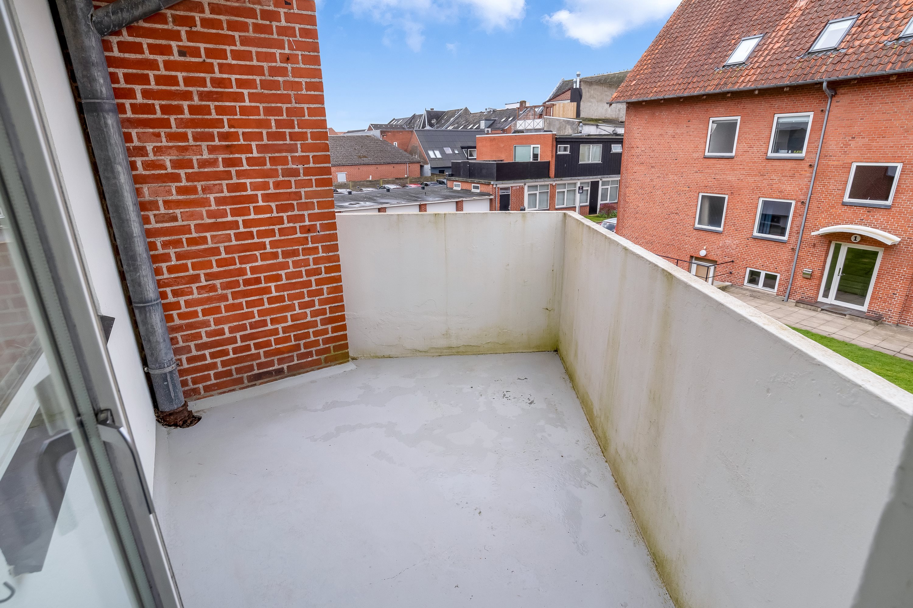 Fremhævet altan billede i fuldskærmstilstand. Billede af Brogården 7, 1. tv., 7500 Holstebro