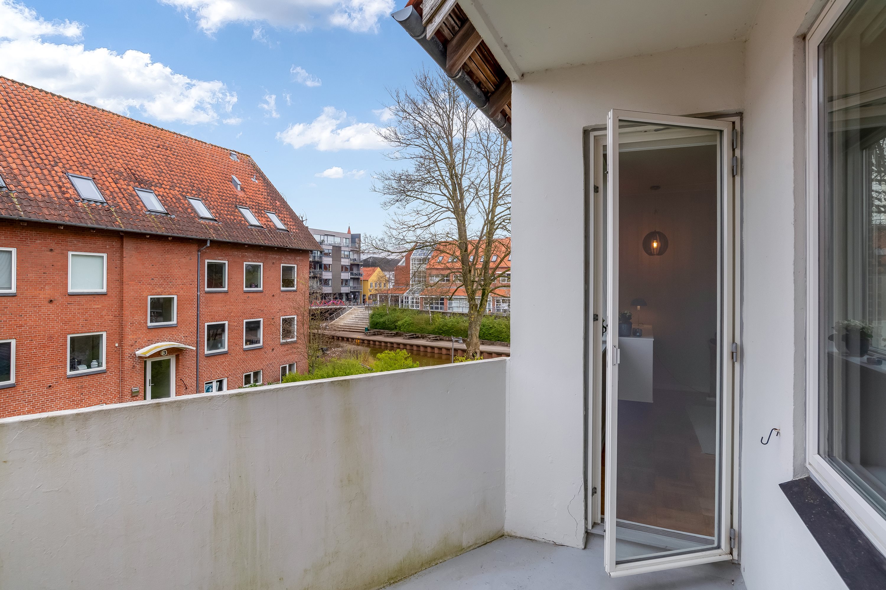 Fremhævet altan billede i fuldskærmstilstand. Billede af Brogården 7, 1. tv., 7500 Holstebro