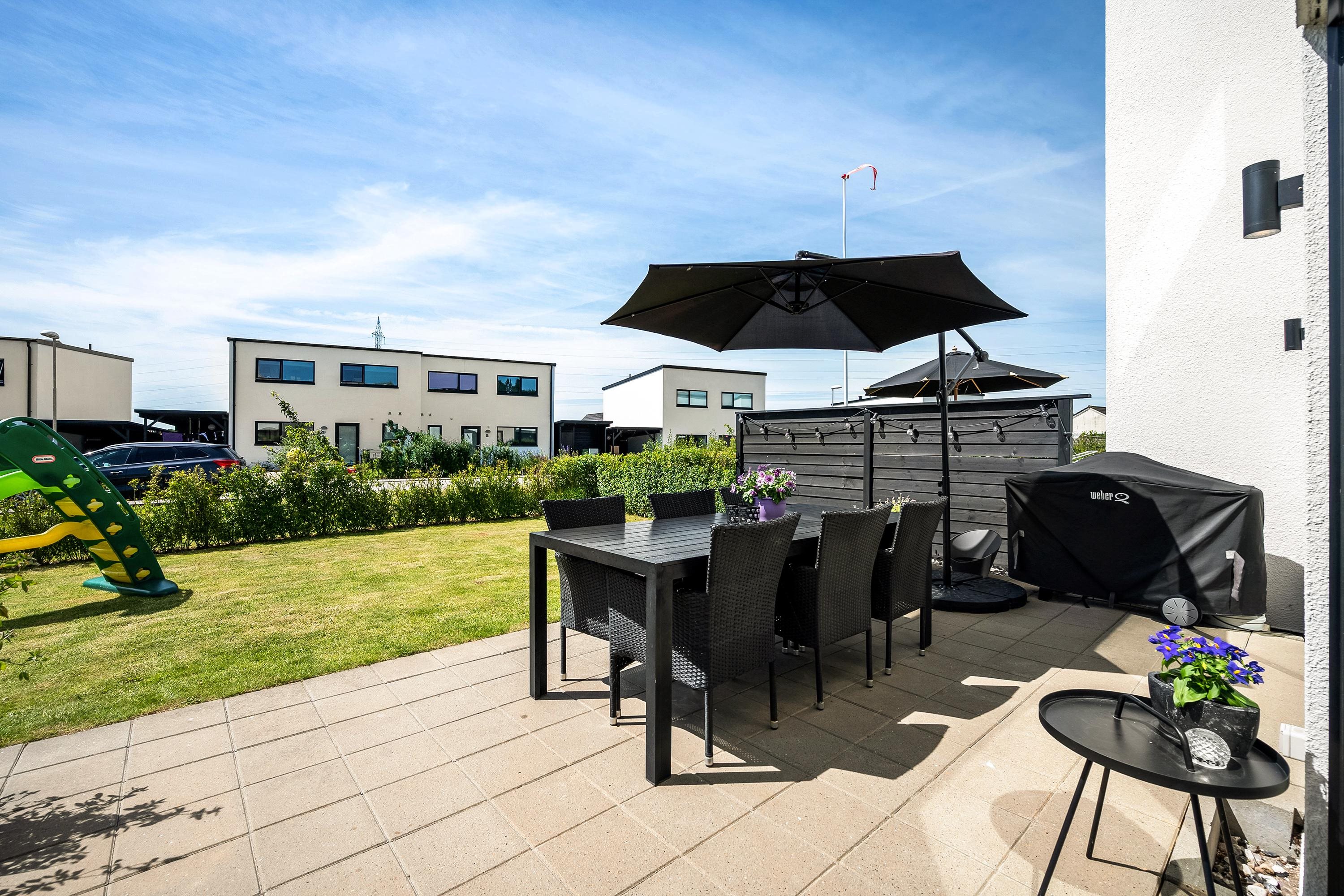 Fremhævet terrasse billede i fuldskærmstilstand. Billede af Engelstoft 17A, 8520 Lystrup