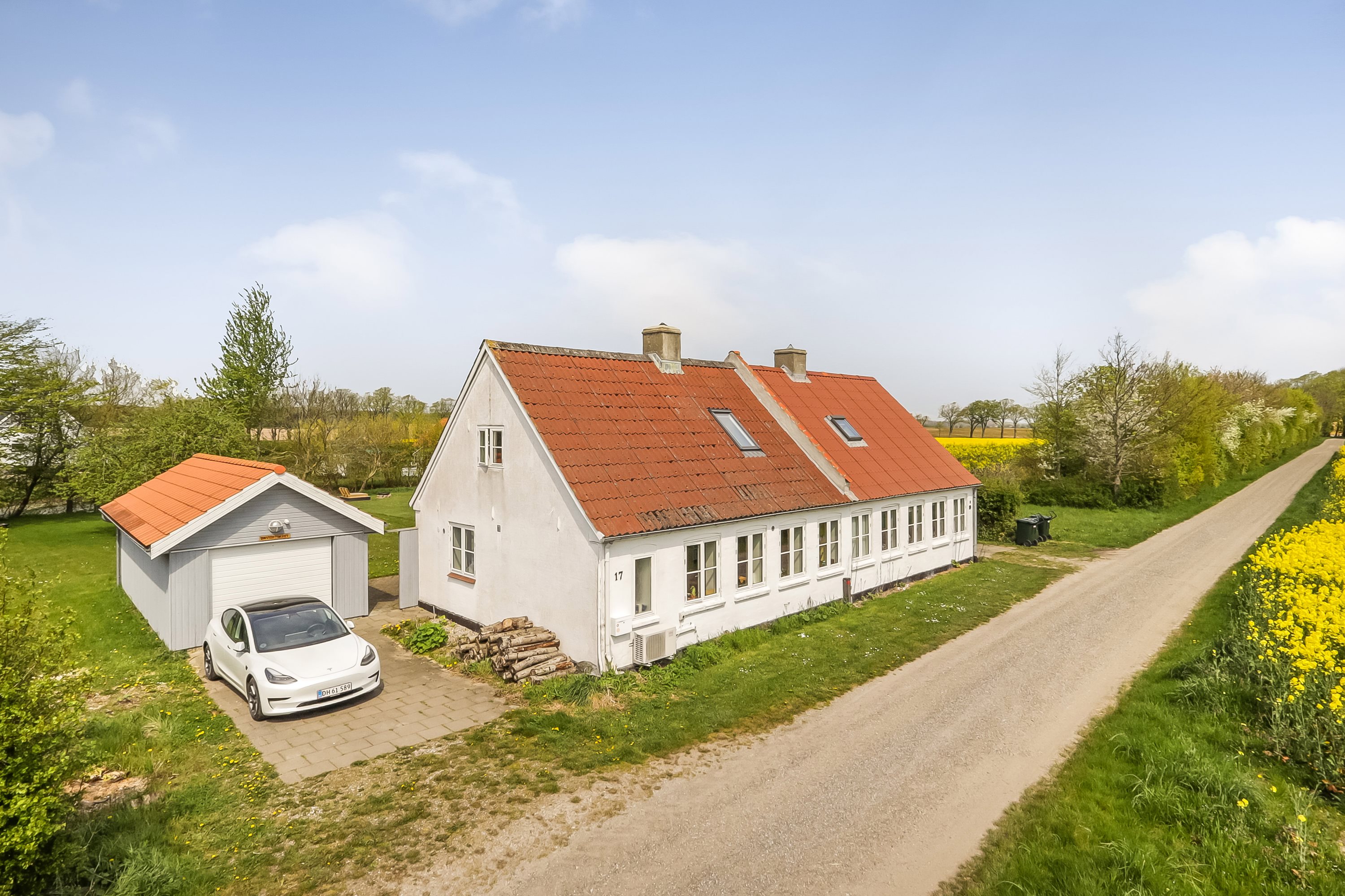 Fremhævet ejendommen billede i fuldskærmstilstand. Billede af Byvej 17, Sdr Longelse, 5900 Rudkøbing