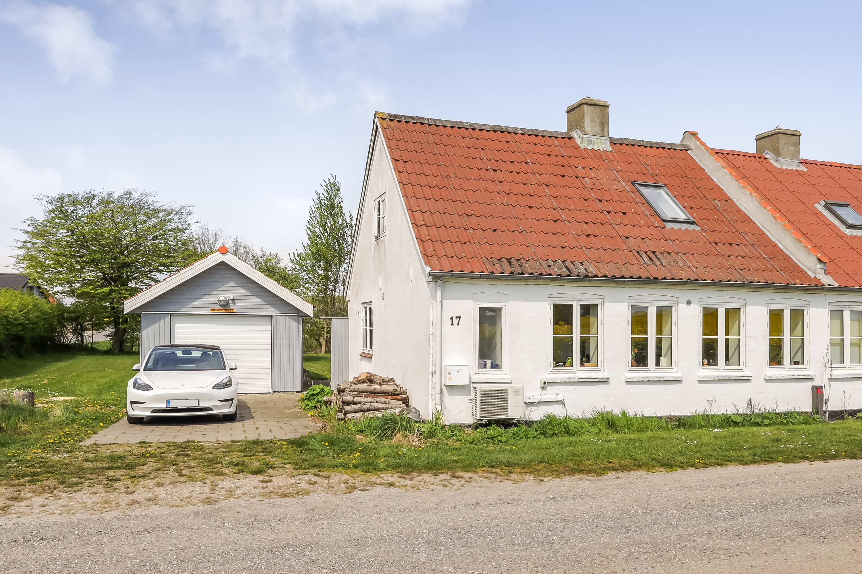 Fremhævet ejendommen billede i fuldskærmstilstand. Billede af Byvej 17, Sdr Longelse, 5900 Rudkøbing