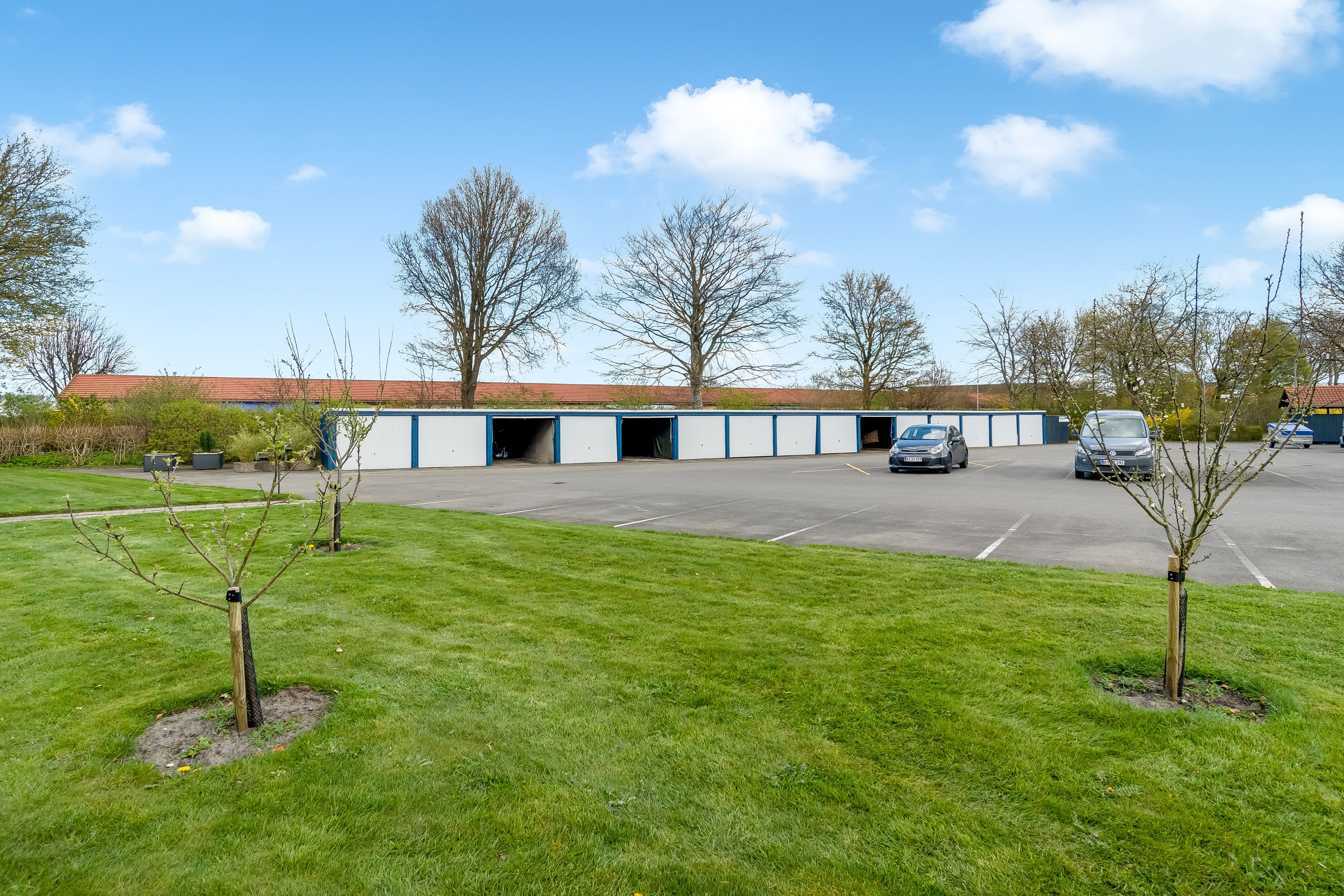 Fremhævet garage billede i fuldskærmstilstand. Billede af Doktorvænget 41, 2. tv., 7500 Holstebro