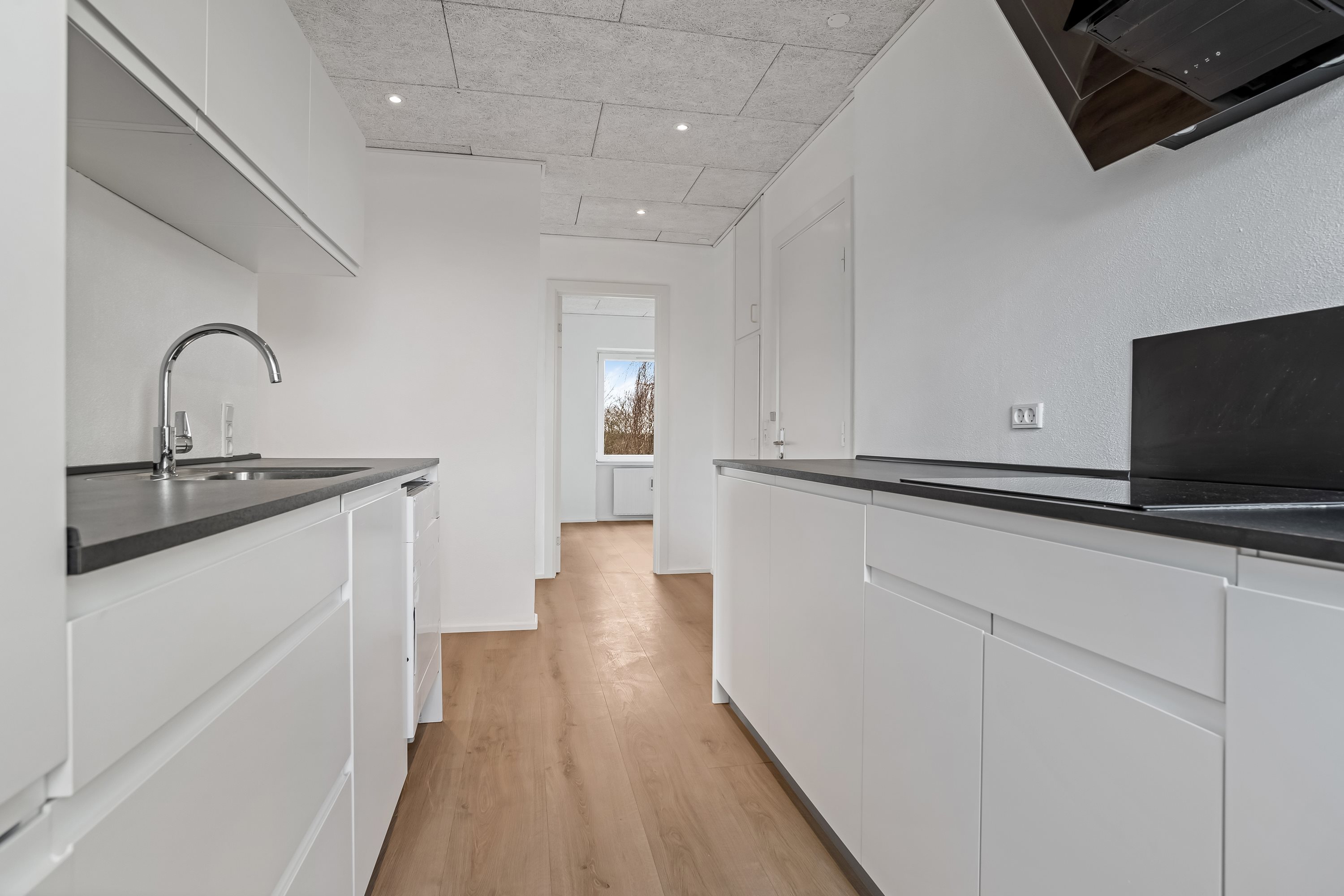 Miniaturebillede 2: køkken. Billede af Doktorvænget 41, 2. tv., 7500 Holstebro