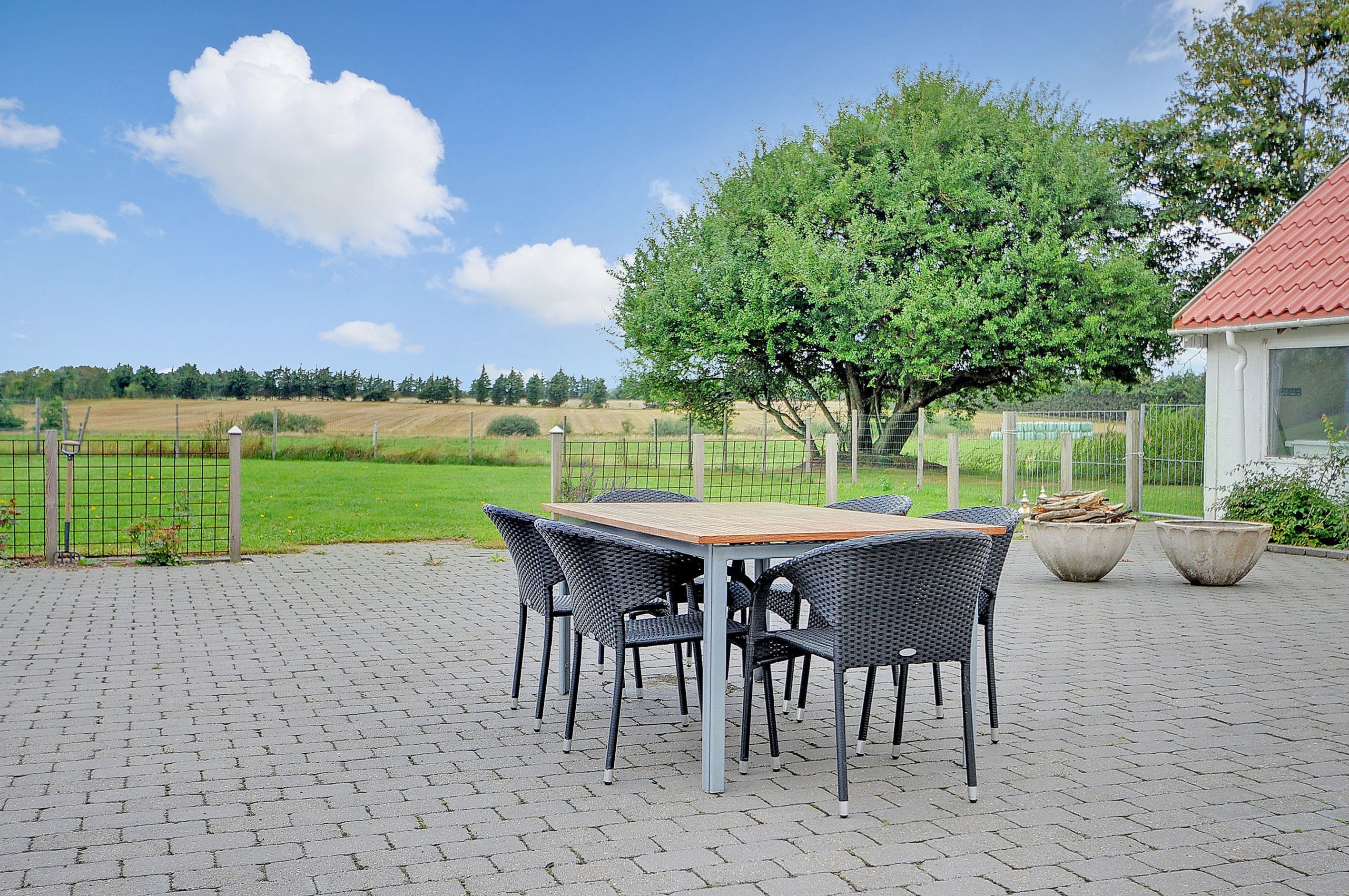 Fremhævet andet billede i fuldskærmstilstand. Billede af Høevej 2, Ilsted, 6740 Bramming