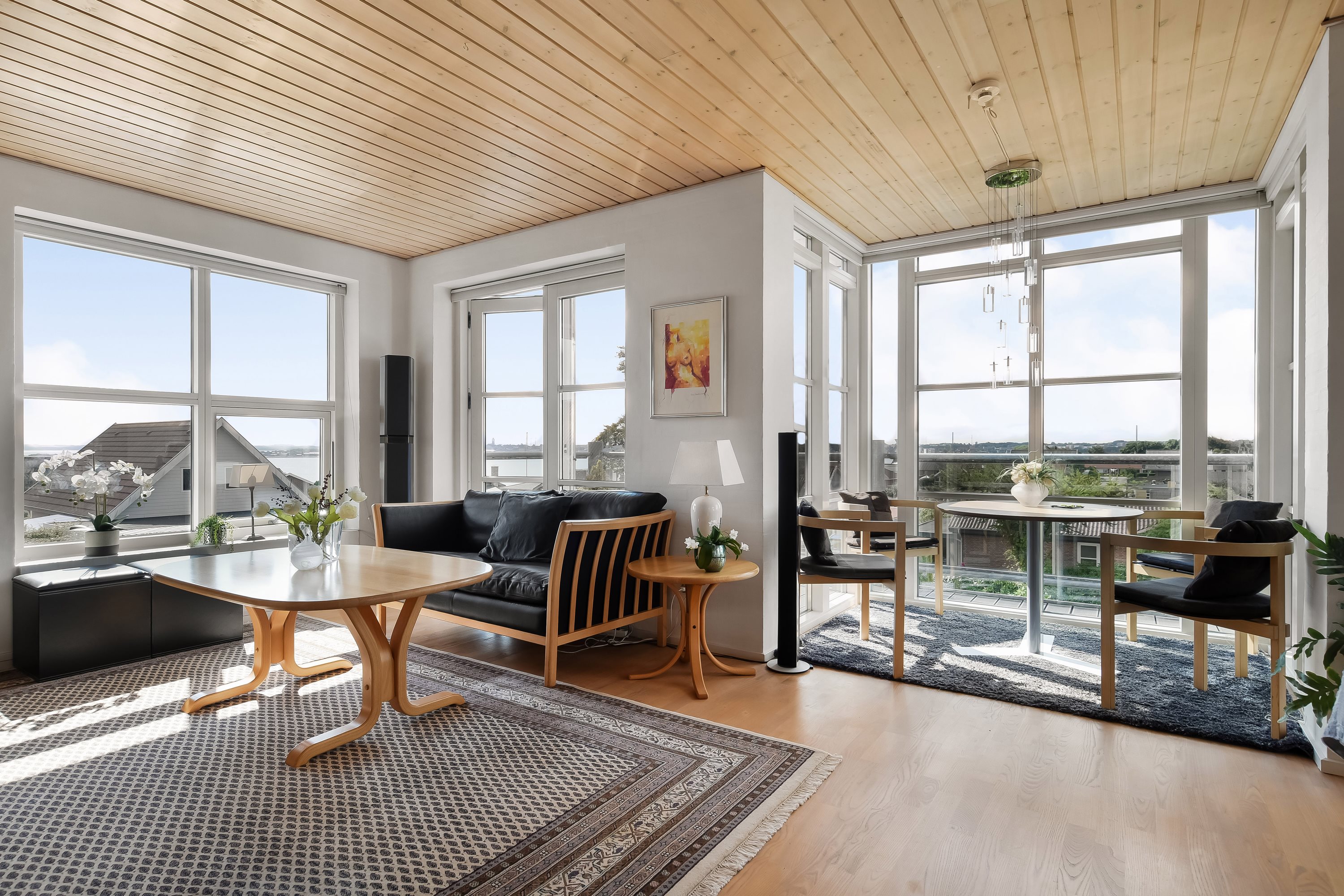 Fremhævet stue billede i fuldskærmstilstand. Billede af Fasanvej 37, 7600 Struer