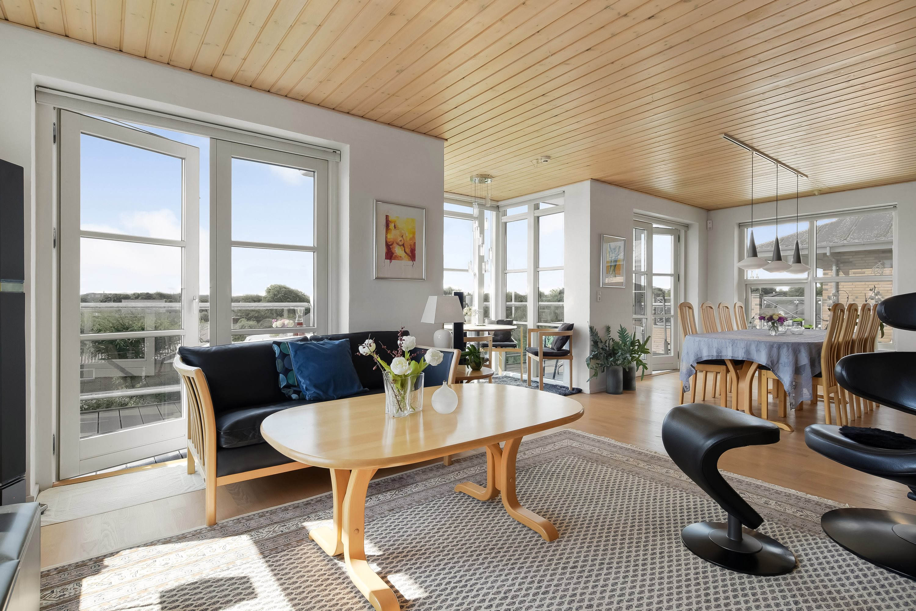 Fremhævet stue billede i fuldskærmstilstand. Billede af Fasanvej 37, 7600 Struer