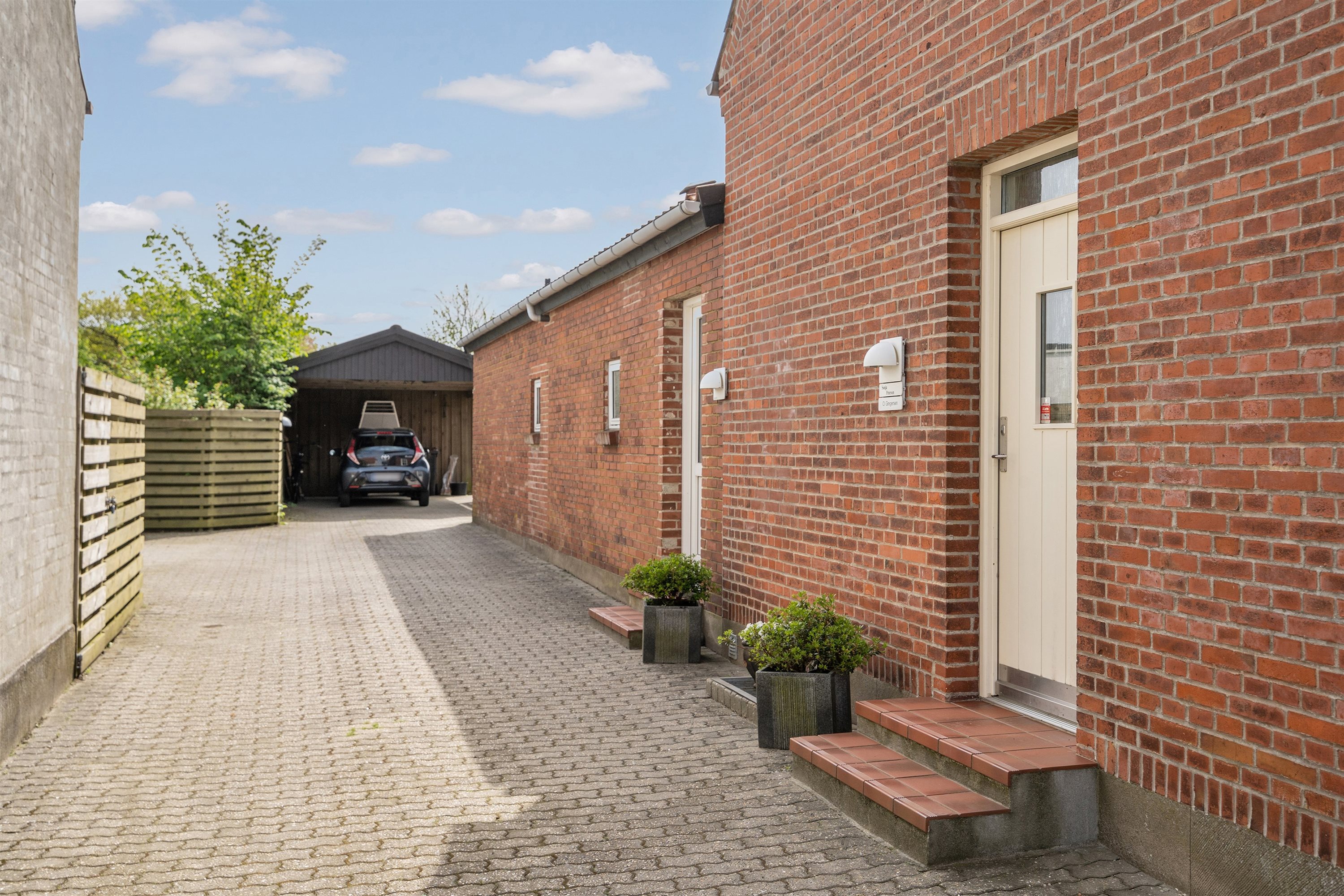 Fremhævet ejendommen billede i fuldskærmstilstand. Billede af Tjæreborg Stationsvej 17, 6731 Tjæreborg