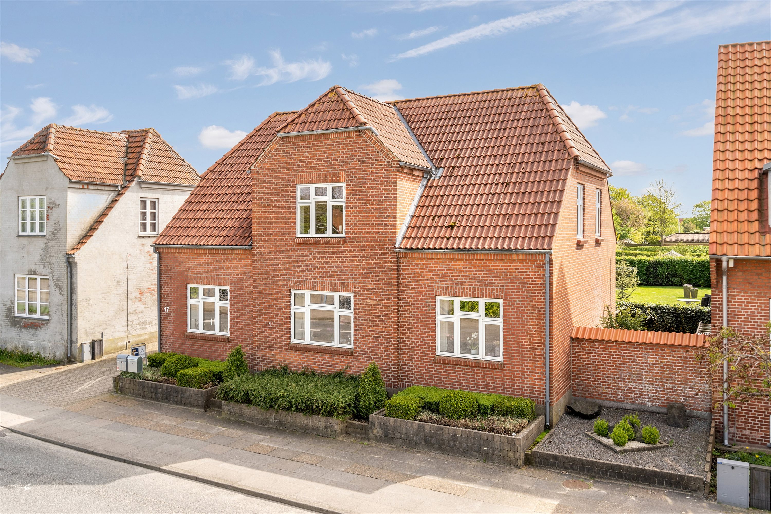 Miniaturebillede 1: ejendommen. Billede af Tjæreborg Stationsvej 17, 6731 Tjæreborg
