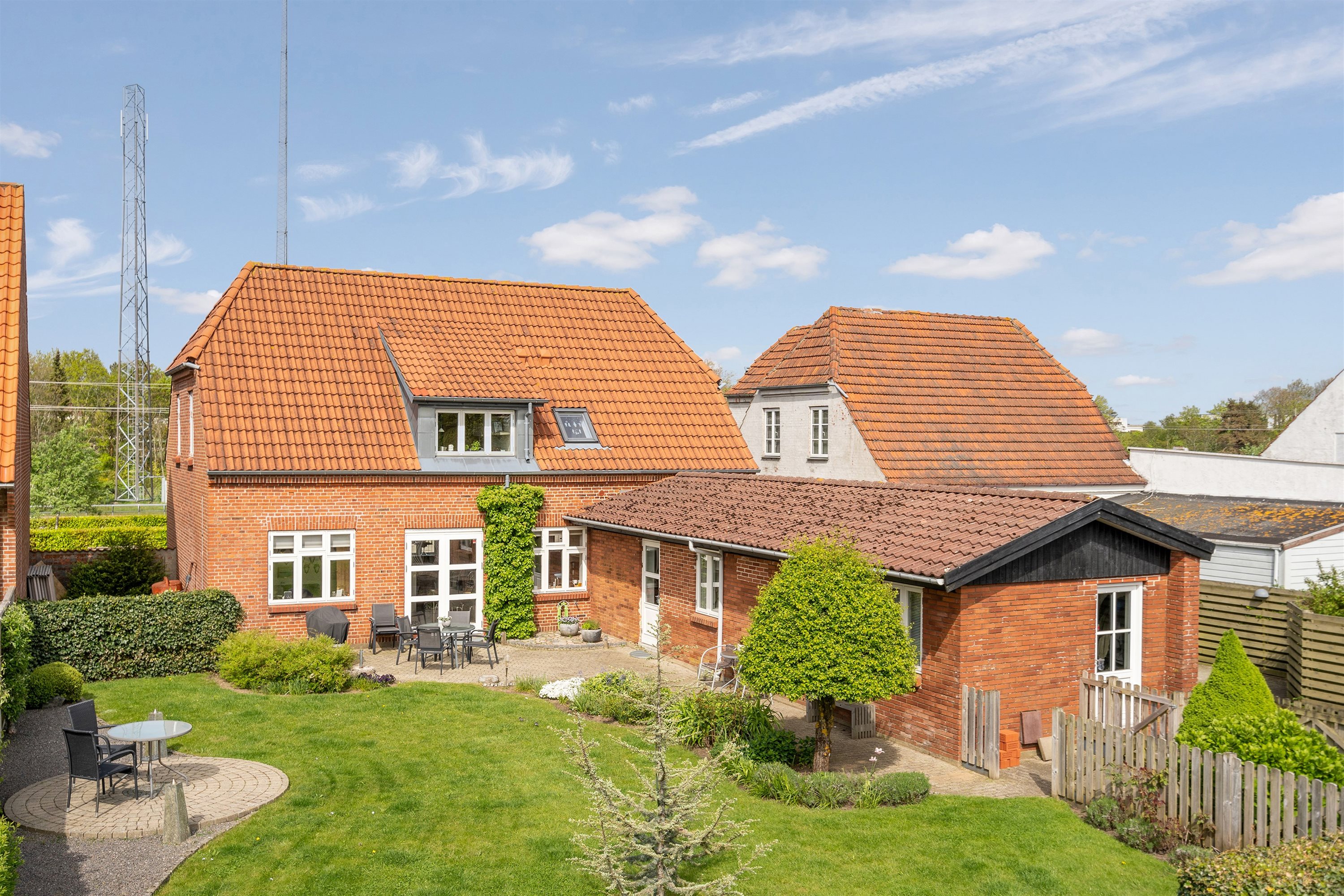 Fremhævet ejendommen billede i fuldskærmstilstand. Billede af Tjæreborg Stationsvej 17, 6731 Tjæreborg