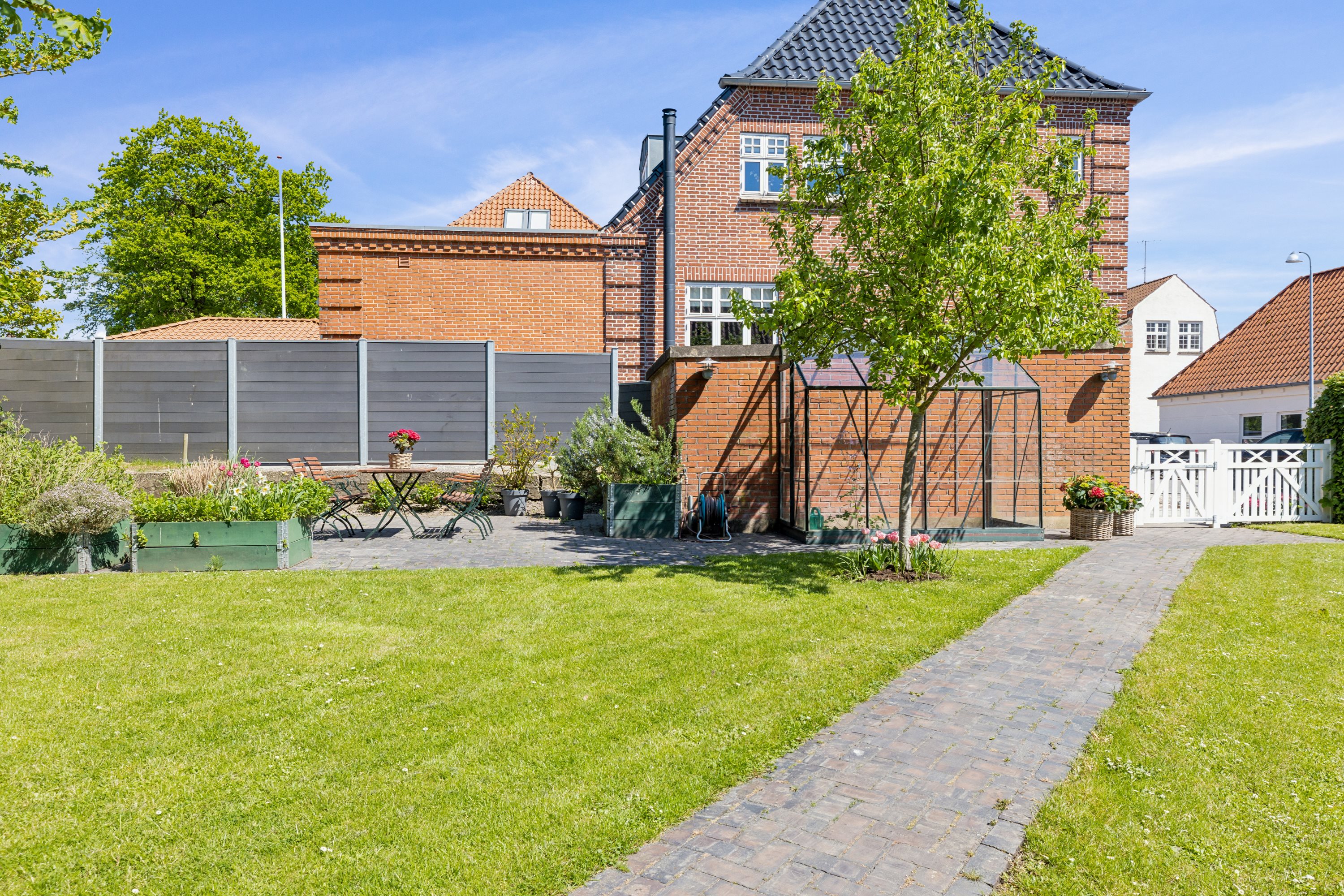 Fremhævet ejendom 1 billede i fuldskærmstilstand. Billede af Toldbodgade 1, 6300 Gråsten