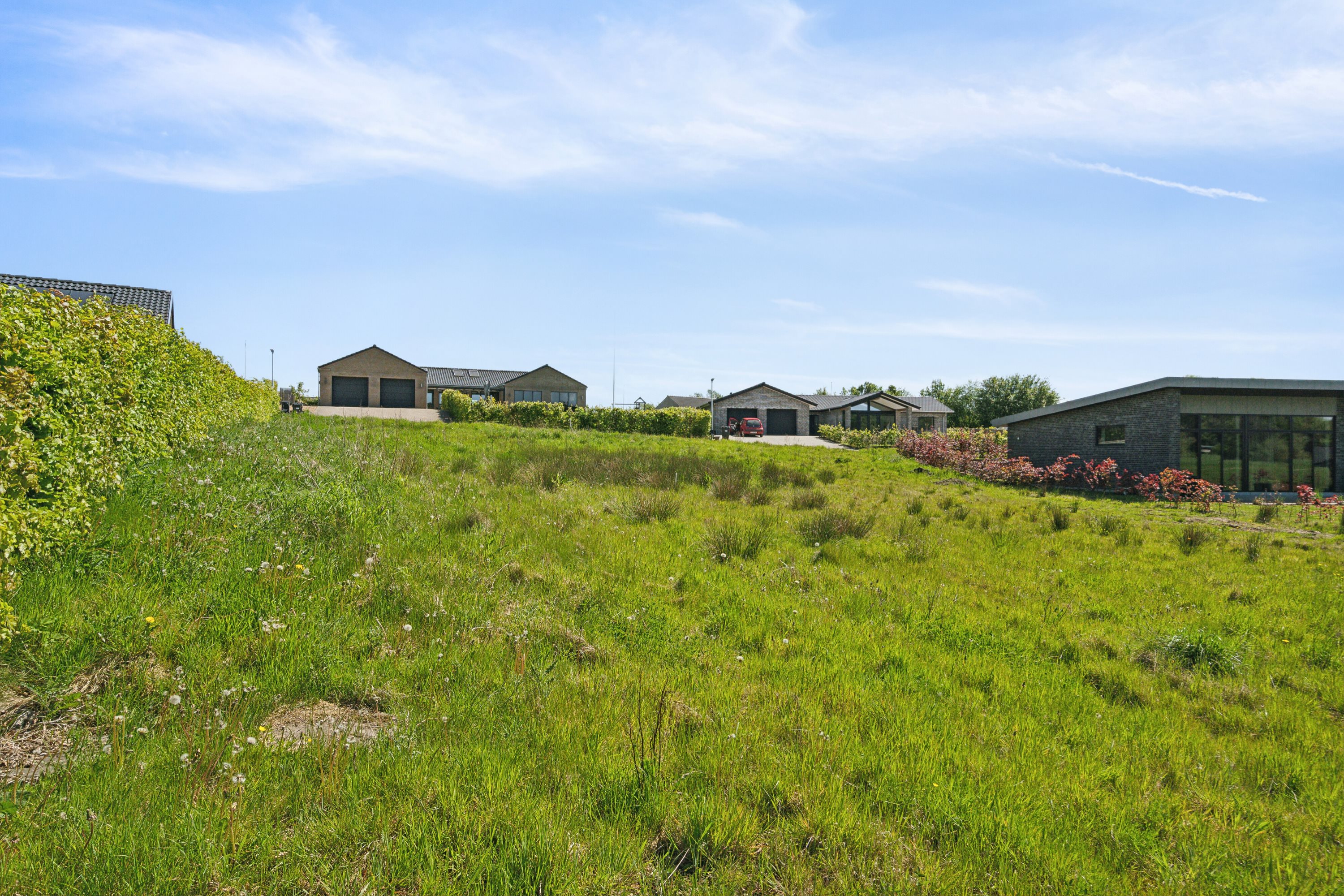 Fremhævet udendørs billede i fuldskærmstilstand. Billede af Vinkelgårdsvej 33, 6040 Egtved