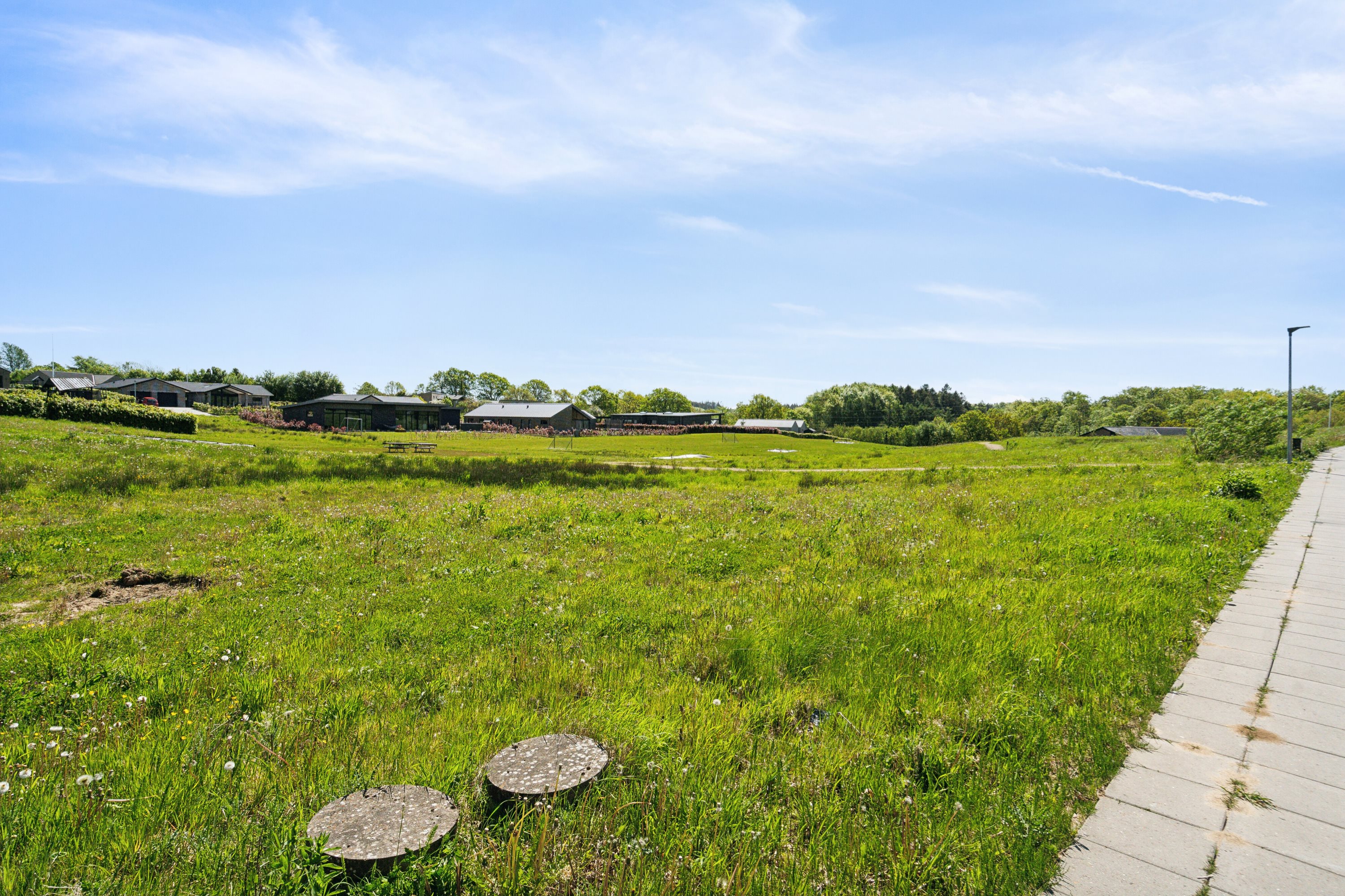 Fremhævet udendørs billede i fuldskærmstilstand. Billede af Vinkelgårdsvej 45, parcel nr. 20, 6040 Egtved