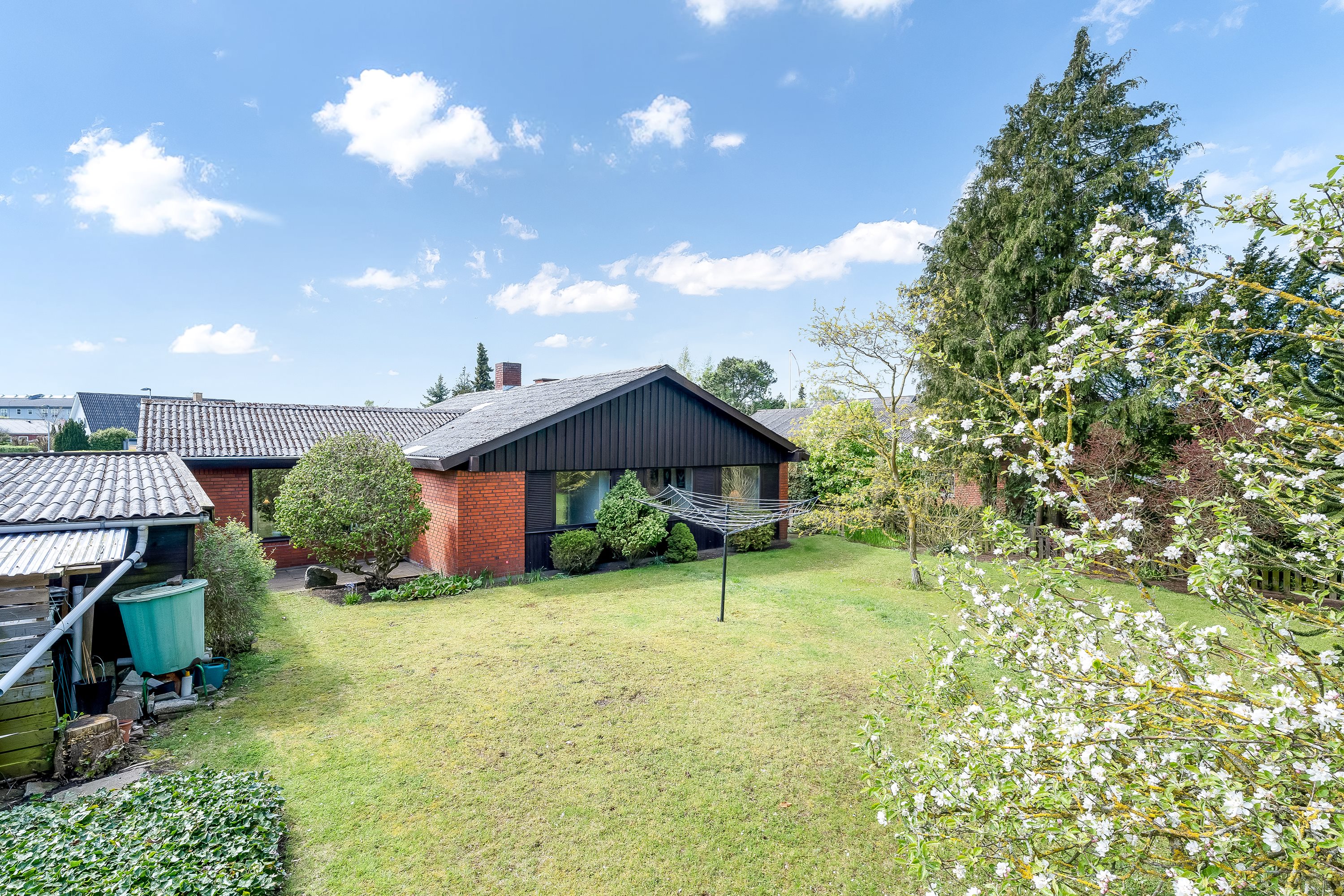 Fremhævet mastefoto billede i fuldskærmstilstand. Billede af Daneborgvej 11, 4800 Nykøbing F