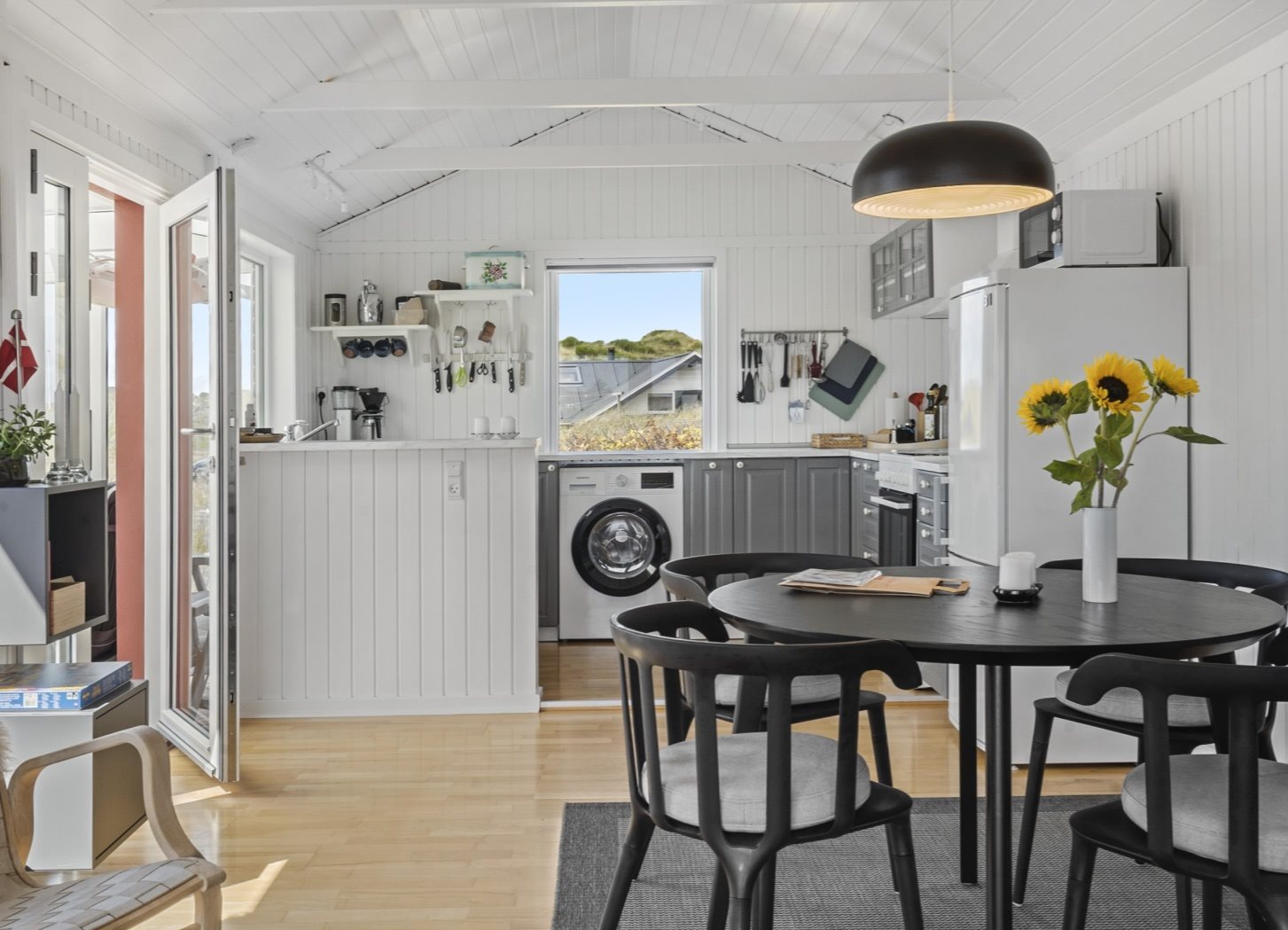 Fremhævet  billede i fuldskærmstilstand. Billede af Havvej 40, Haurvig, 6960 Hvide Sande