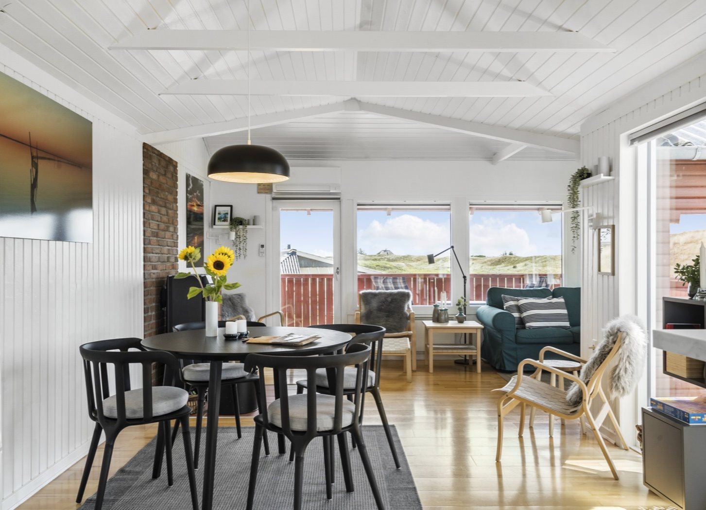 Fremhævet  billede i fuldskærmstilstand. Billede af Havvej 40, Haurvig, 6960 Hvide Sande