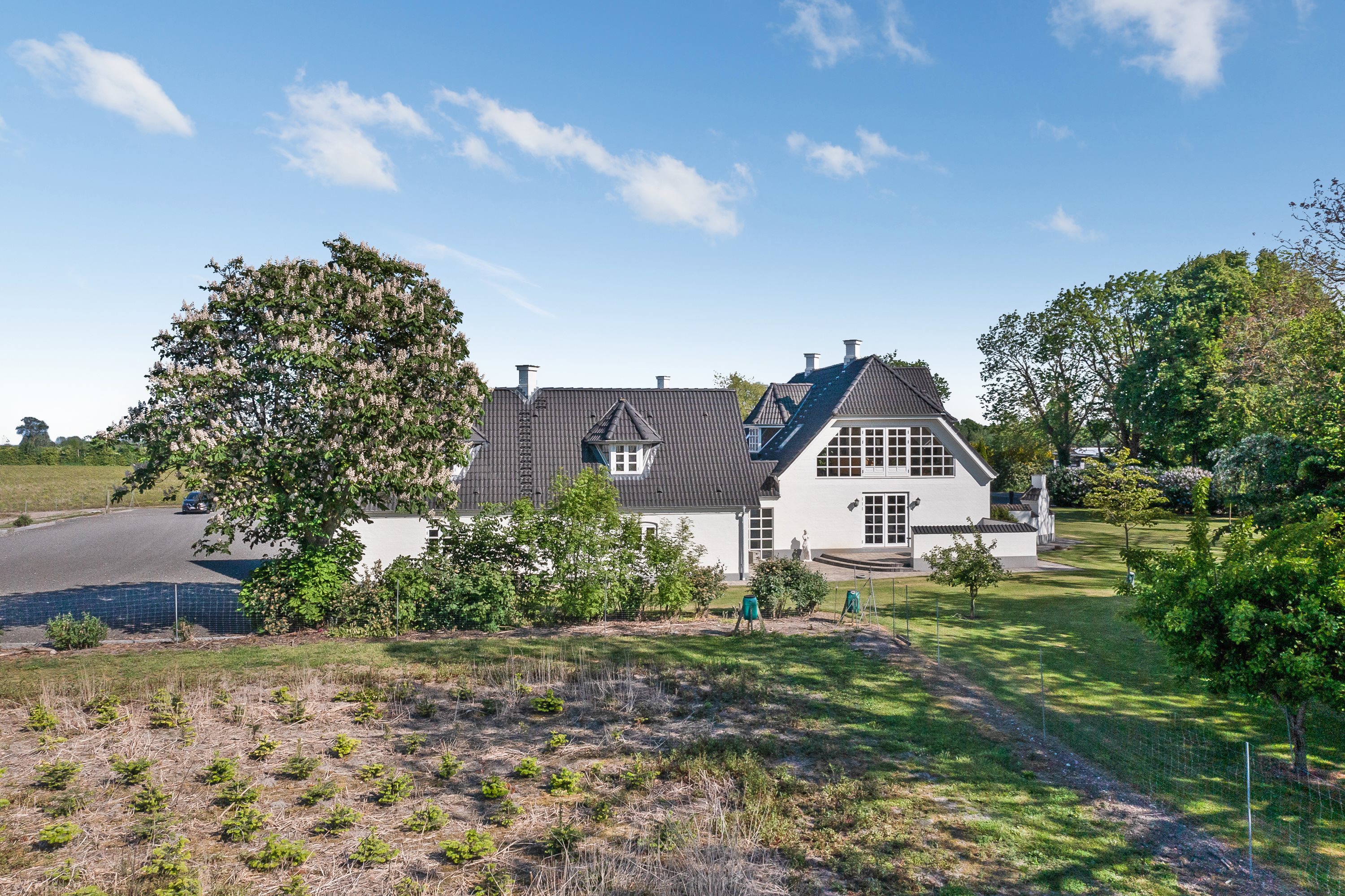 Fremhævet udendørs billede i fuldskærmstilstand. Billede af Hessum Bygade 54, 5450 Otterup