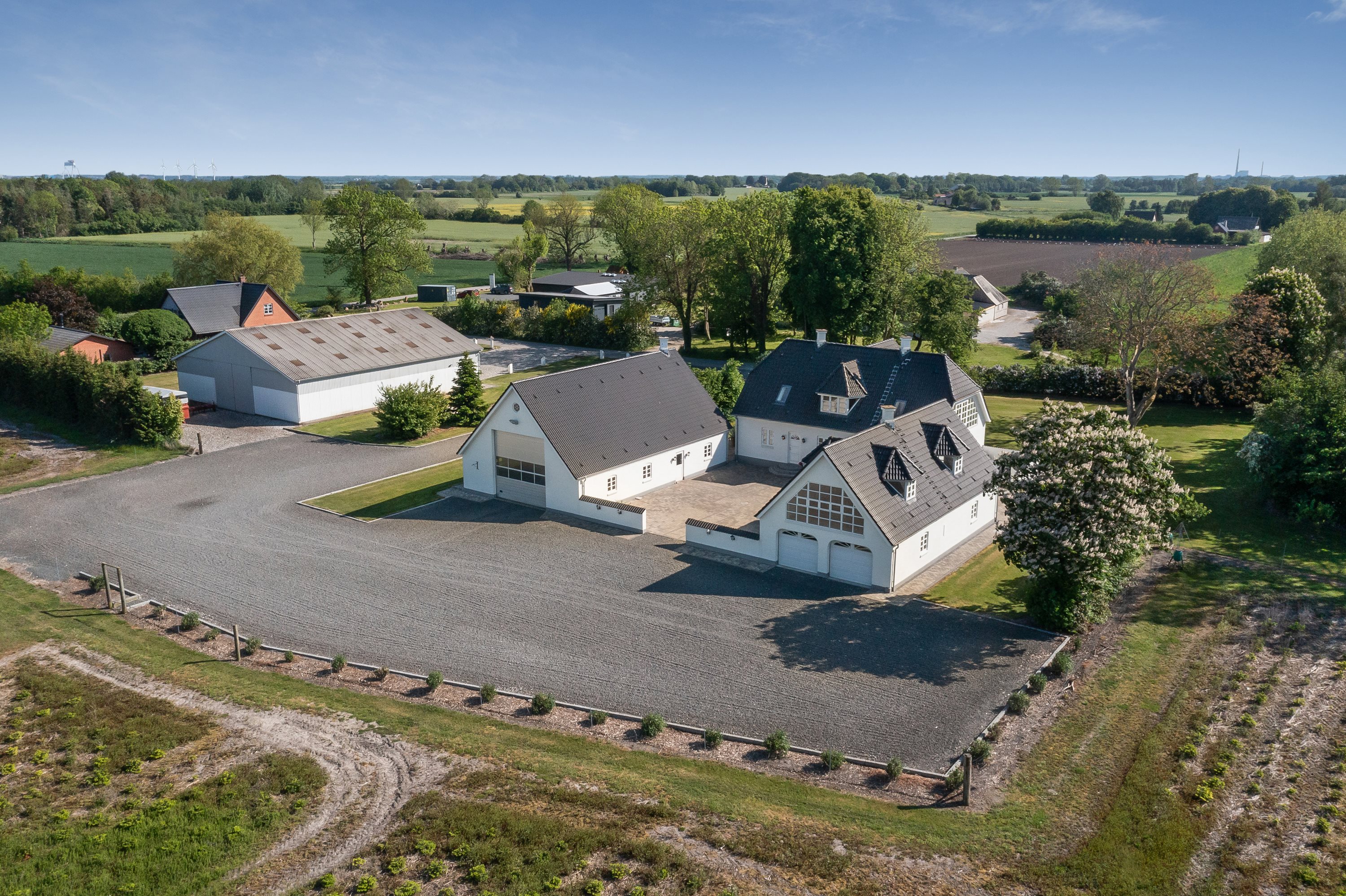 Fremhævet luftfoto billede i fuldskærmstilstand. Billede af Hessum Bygade 54, 5450 Otterup