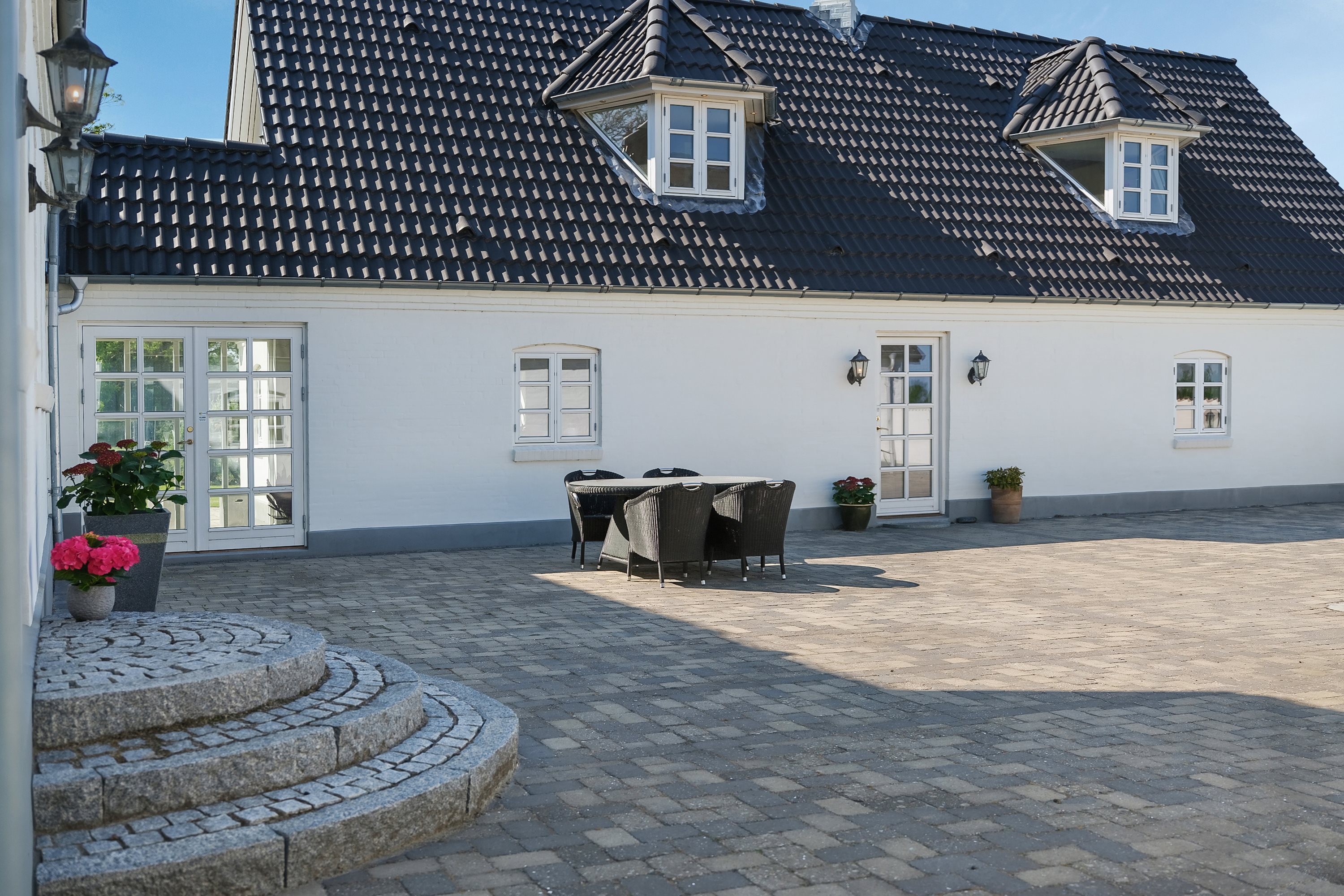 Fremhævet udendørs billede i fuldskærmstilstand. Billede af Hessum Bygade 54, 5450 Otterup