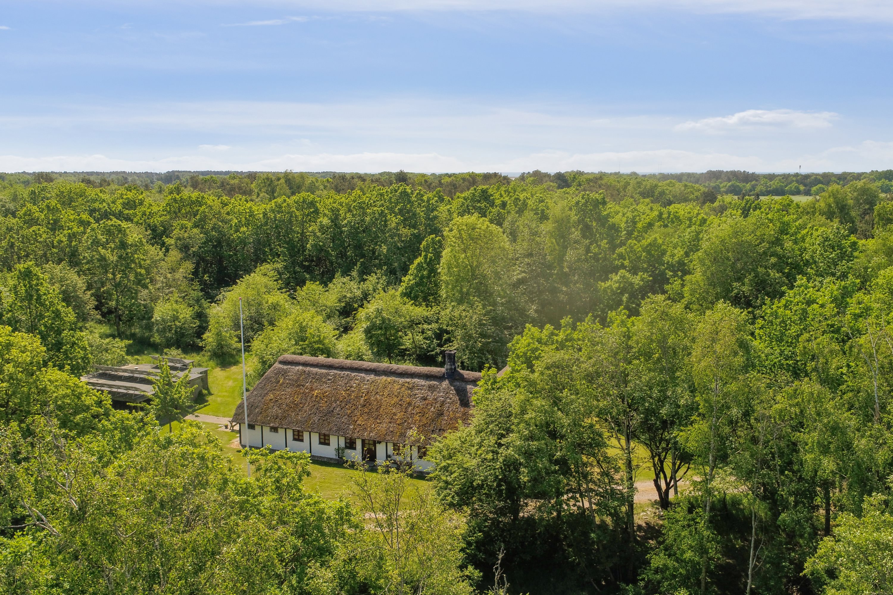 Miniaturebillede 2: luftfoto. Billede af Søndre Kirkevej 3A, Vesterø, 9940 Læsø