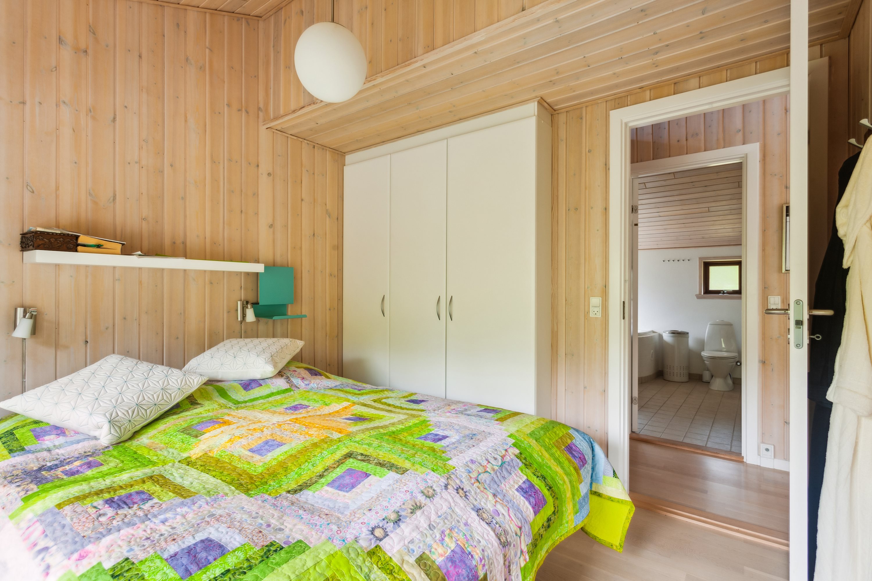 Fremhævet værelse billede i fuldskærmstilstand. Billede af Høgevej 1, Østerby, 9940 Læsø