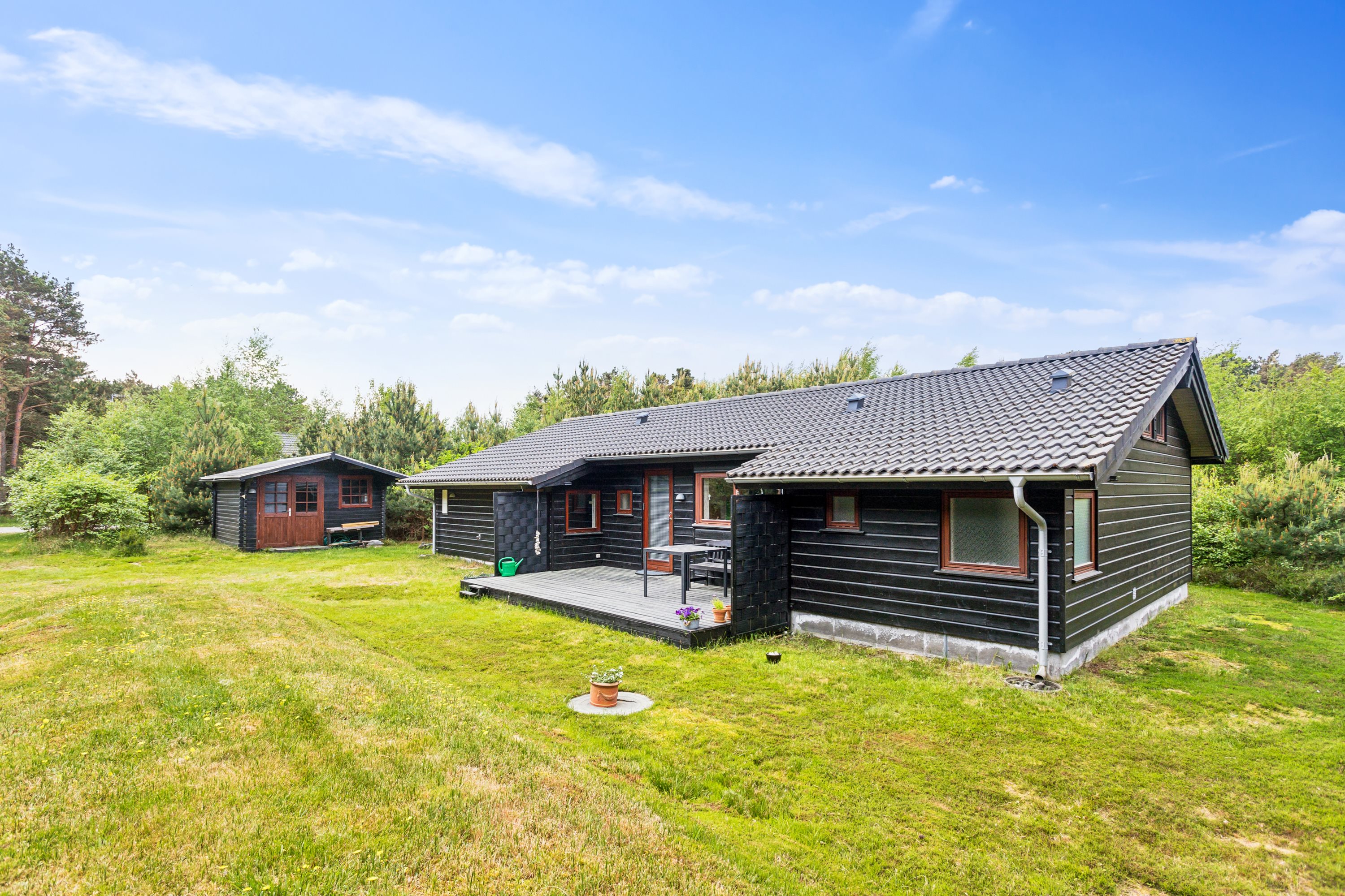 Miniaturebillede 1: ejendom 1. Billede af Høgevej 1, Østerby, 9940 Læsø