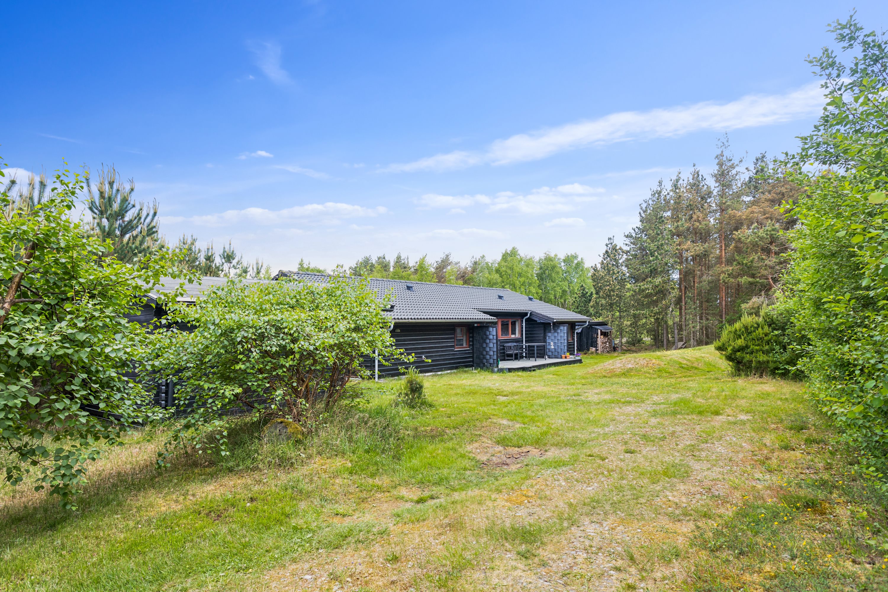 Fremhævet ejendom 1 billede i fuldskærmstilstand. Billede af Høgevej 1, Østerby, 9940 Læsø