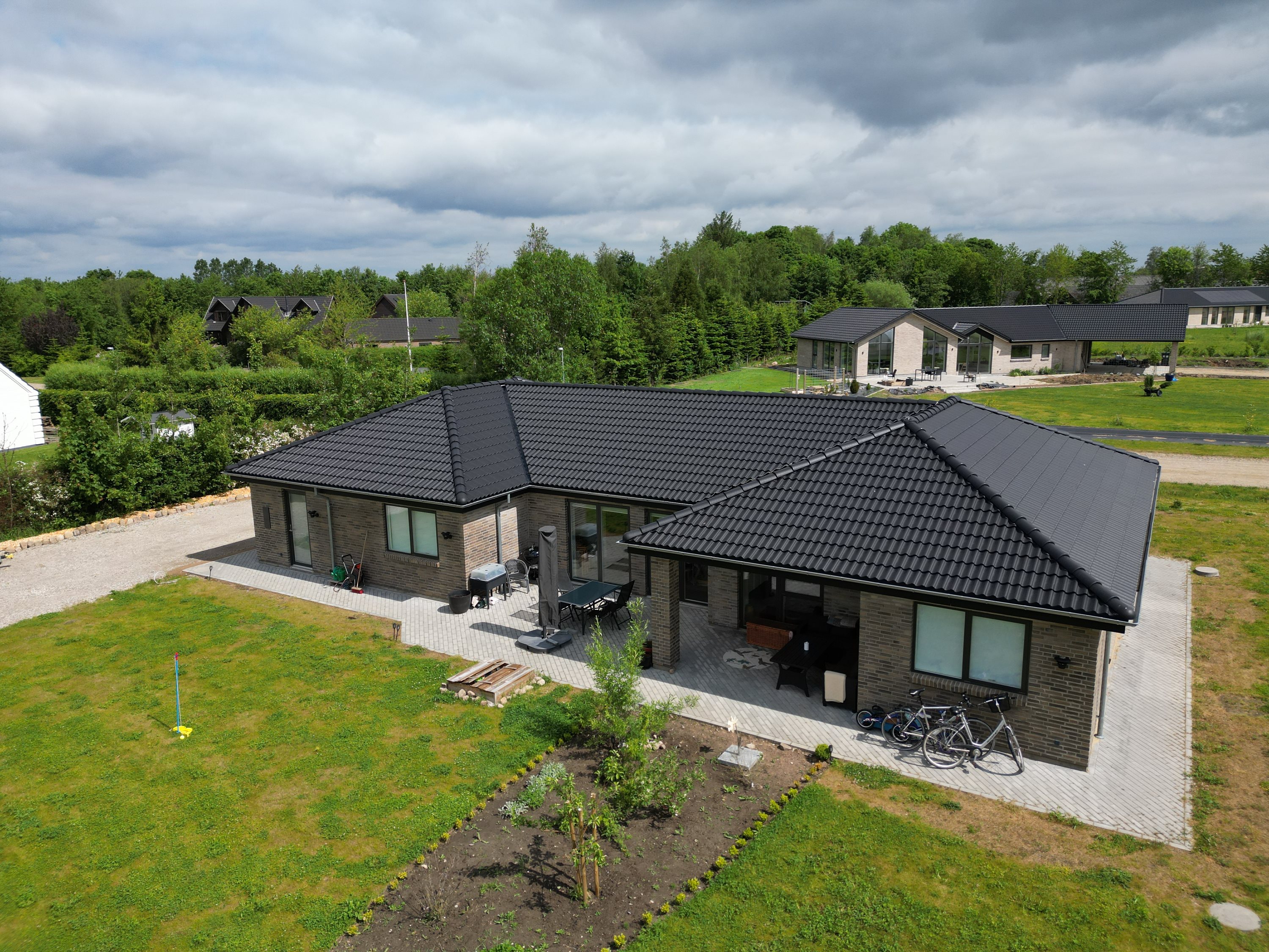 Miniaturebillede 1: set fra haven. Billede af Yding Toft 8A, Yding, 8752 Østbirk