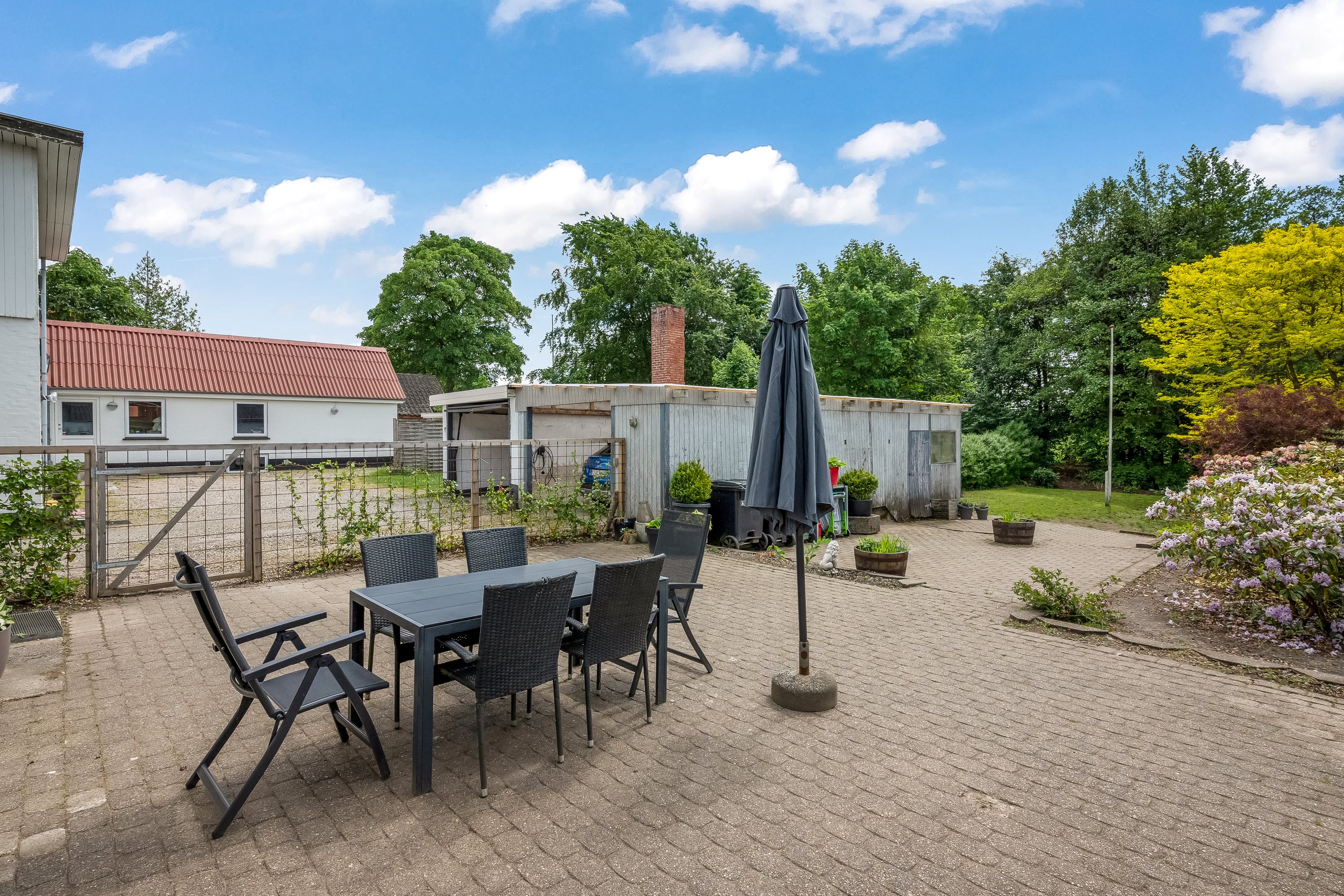 Fremhævet terrasse billede i fuldskærmstilstand. Billede af Hovedgaden 16, Tvis, 7500 Holstebro