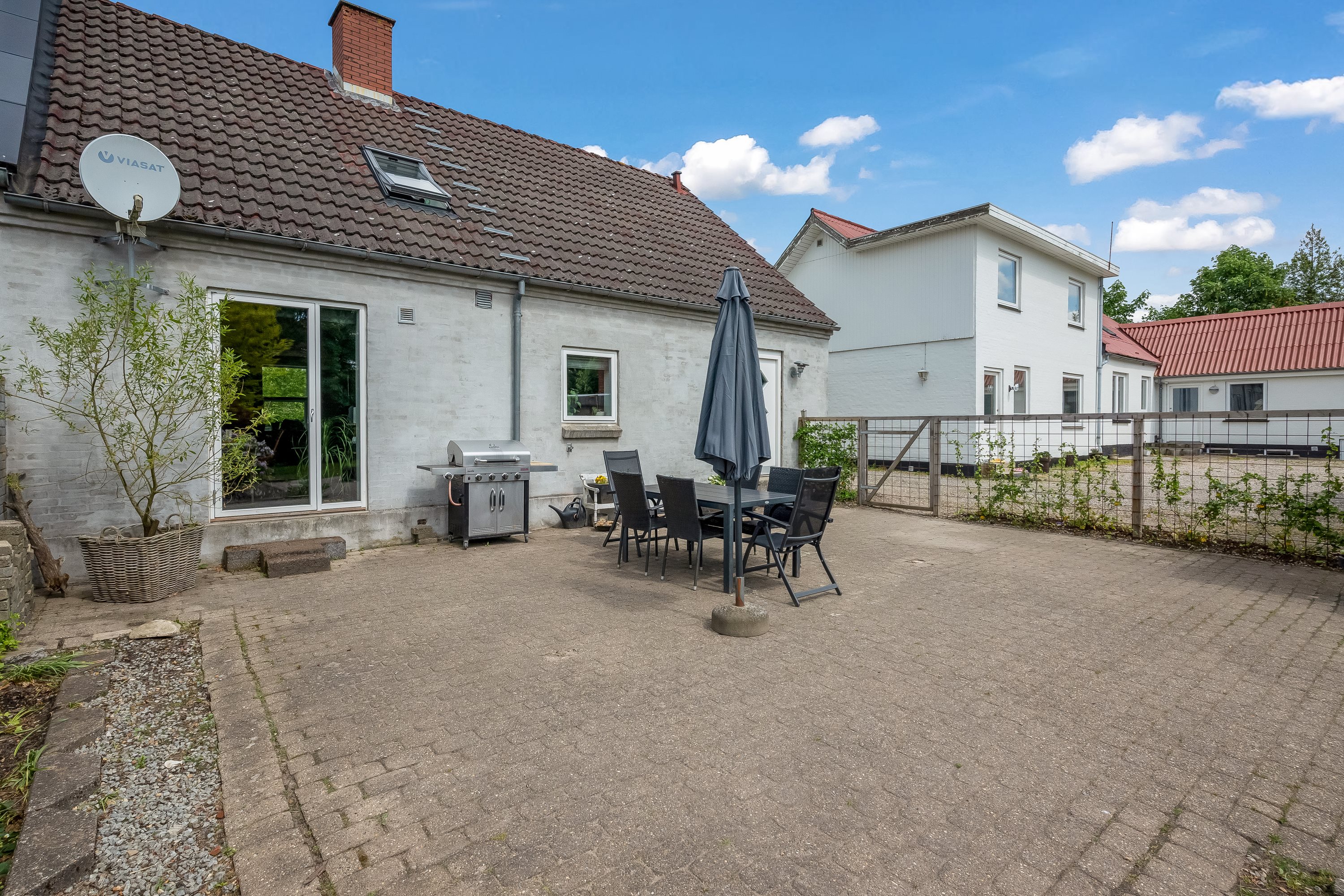 Fremhævet terrasse billede i fuldskærmstilstand. Billede af Hovedgaden 16, Tvis, 7500 Holstebro