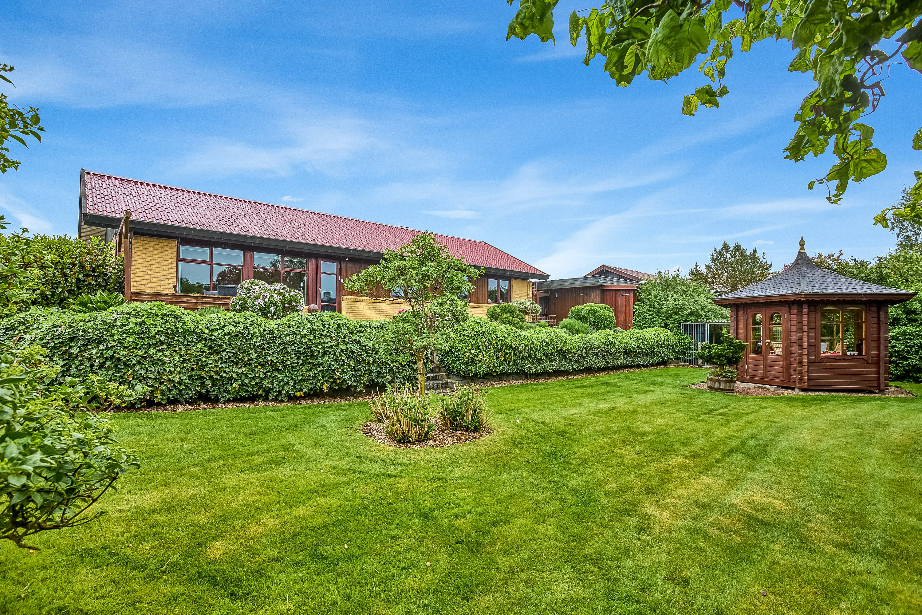 Fremhævet ejendommen billede i fuldskærmstilstand. Billede af Fjordvænget 48, 8832 Skals