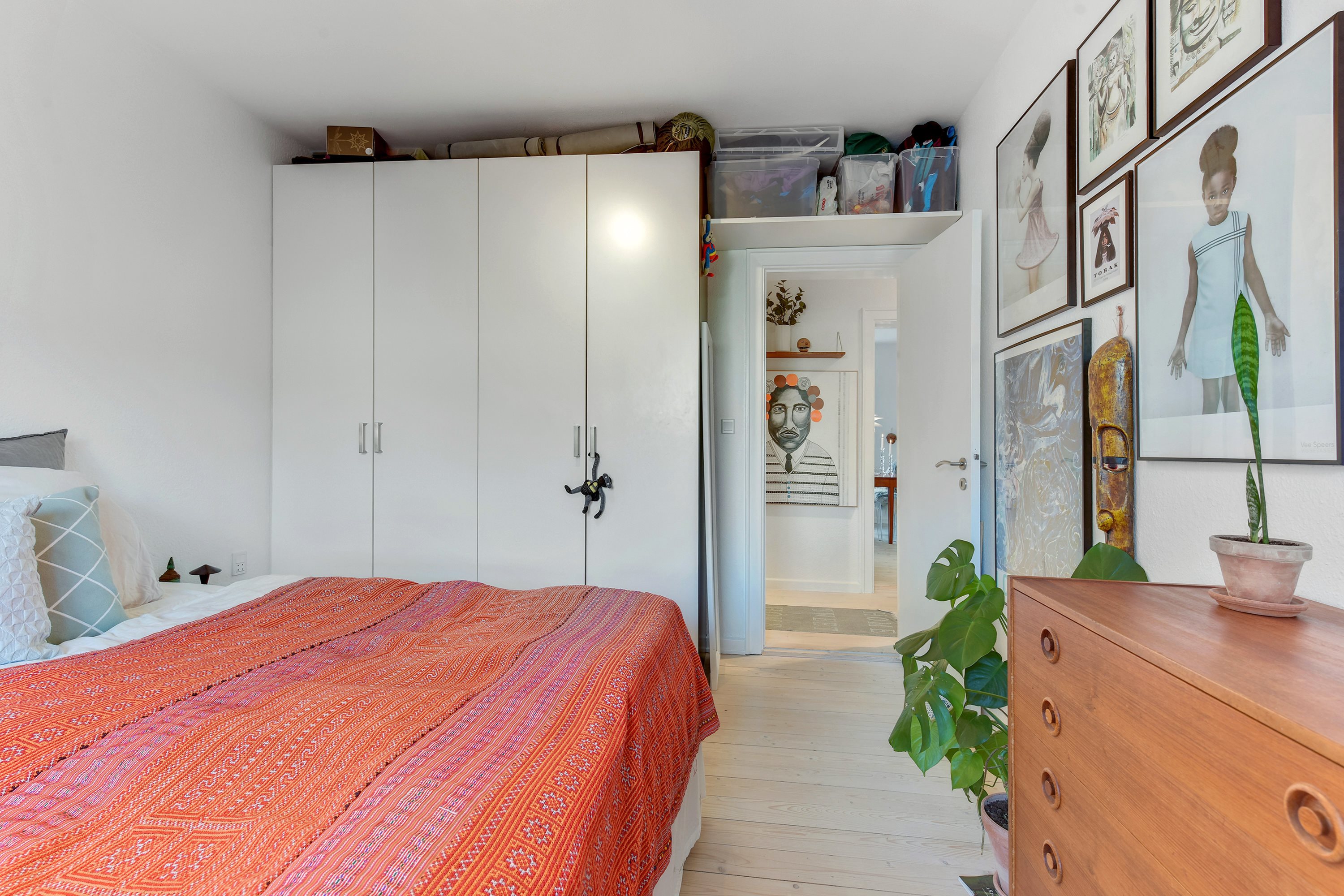 Fremhævet  billede i fuldskærmstilstand. Billede af Ivar Huitfeldts Gade 9, 1. th., 9000 Aalborg