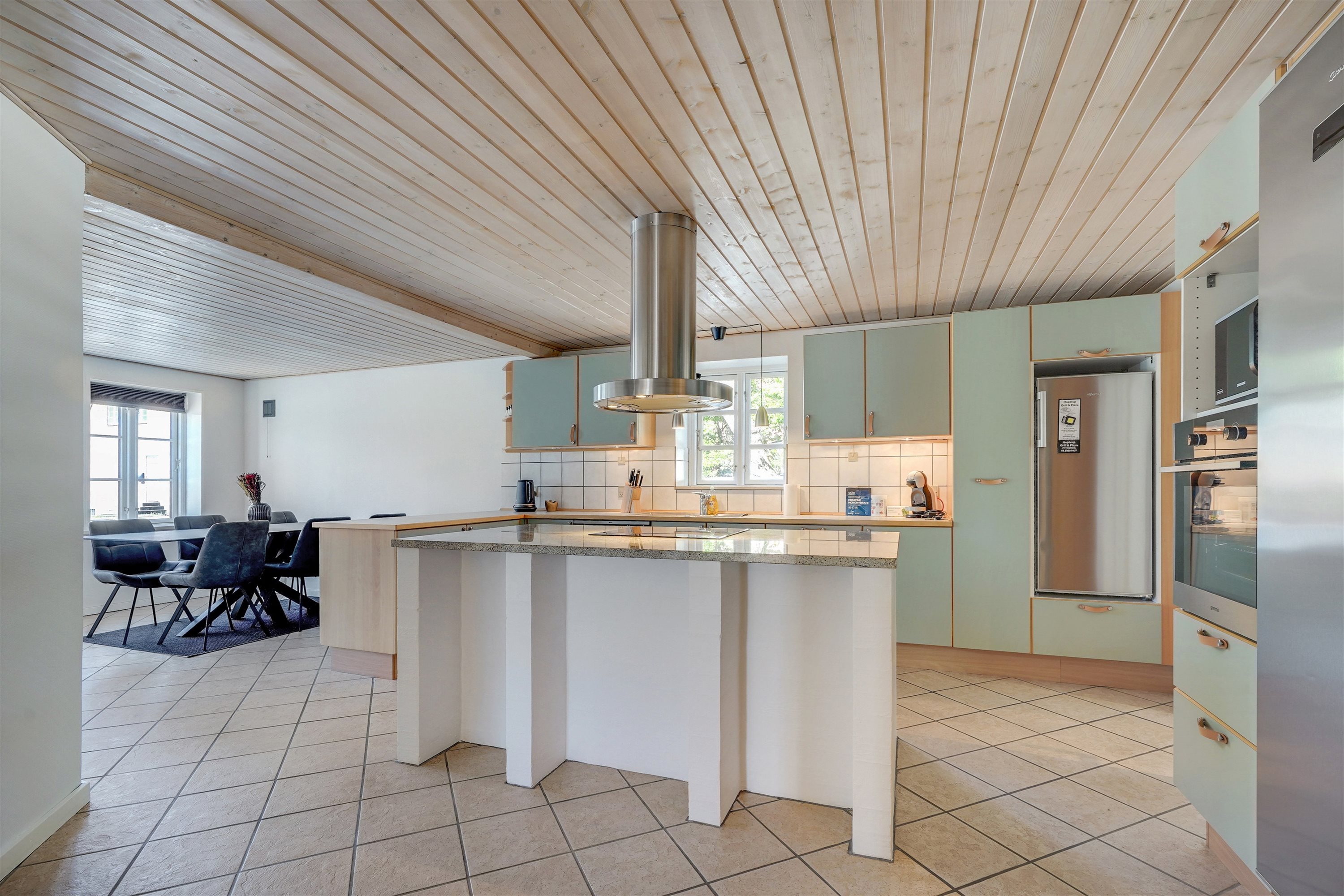 Fremhævet køkken billede i fuldskærmstilstand. Billede af Hoptrup Hovedgade 31, 6100 Haderslev