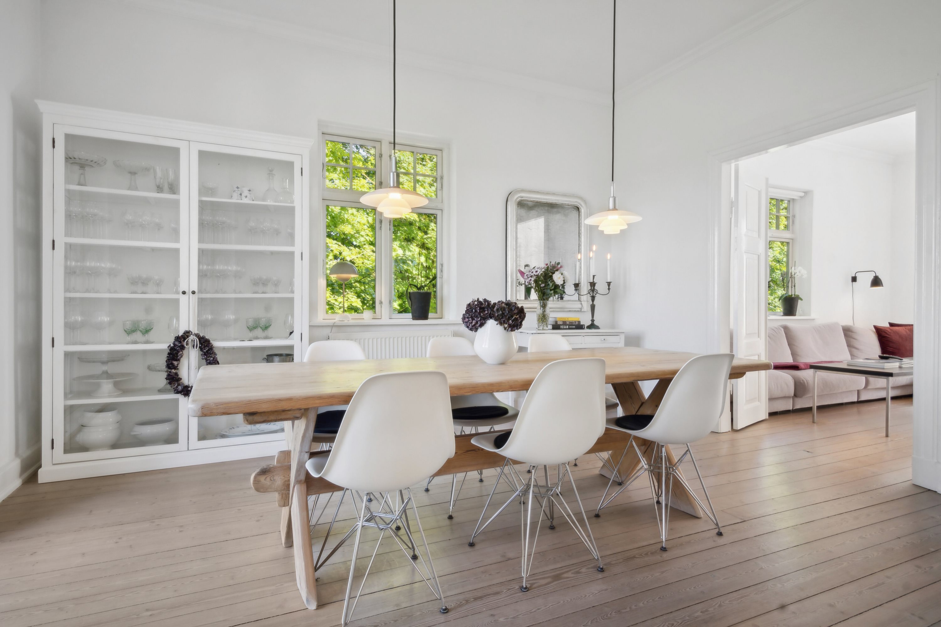 Fremhævet spisestue billede i fuldskærmstilstand. Billede af Tåningvej 7, Tåning, 8660 Skanderborg