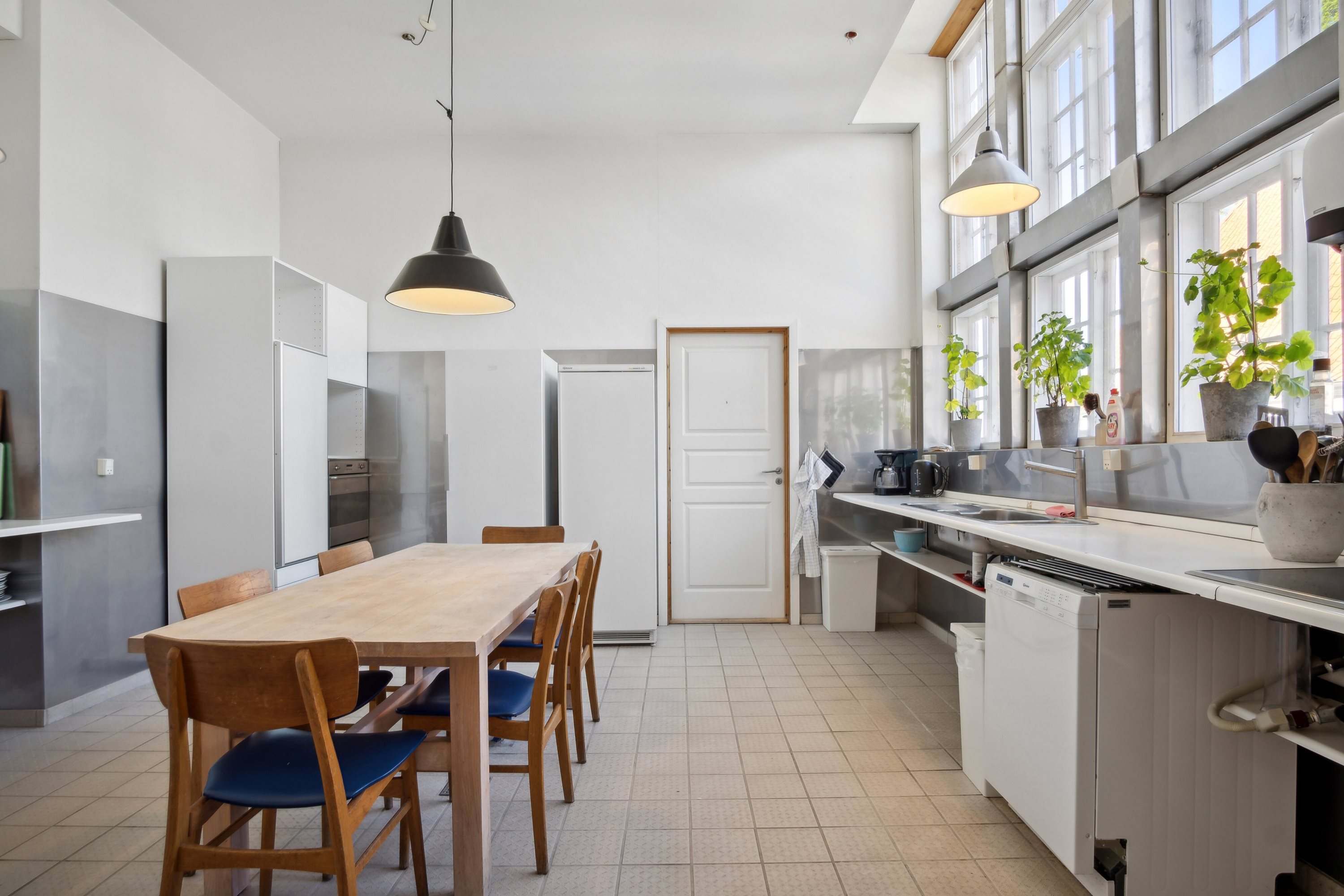 Fremhævet køkken billede i fuldskærmstilstand. Billede af Tåningvej 7, Tåning, 8660 Skanderborg