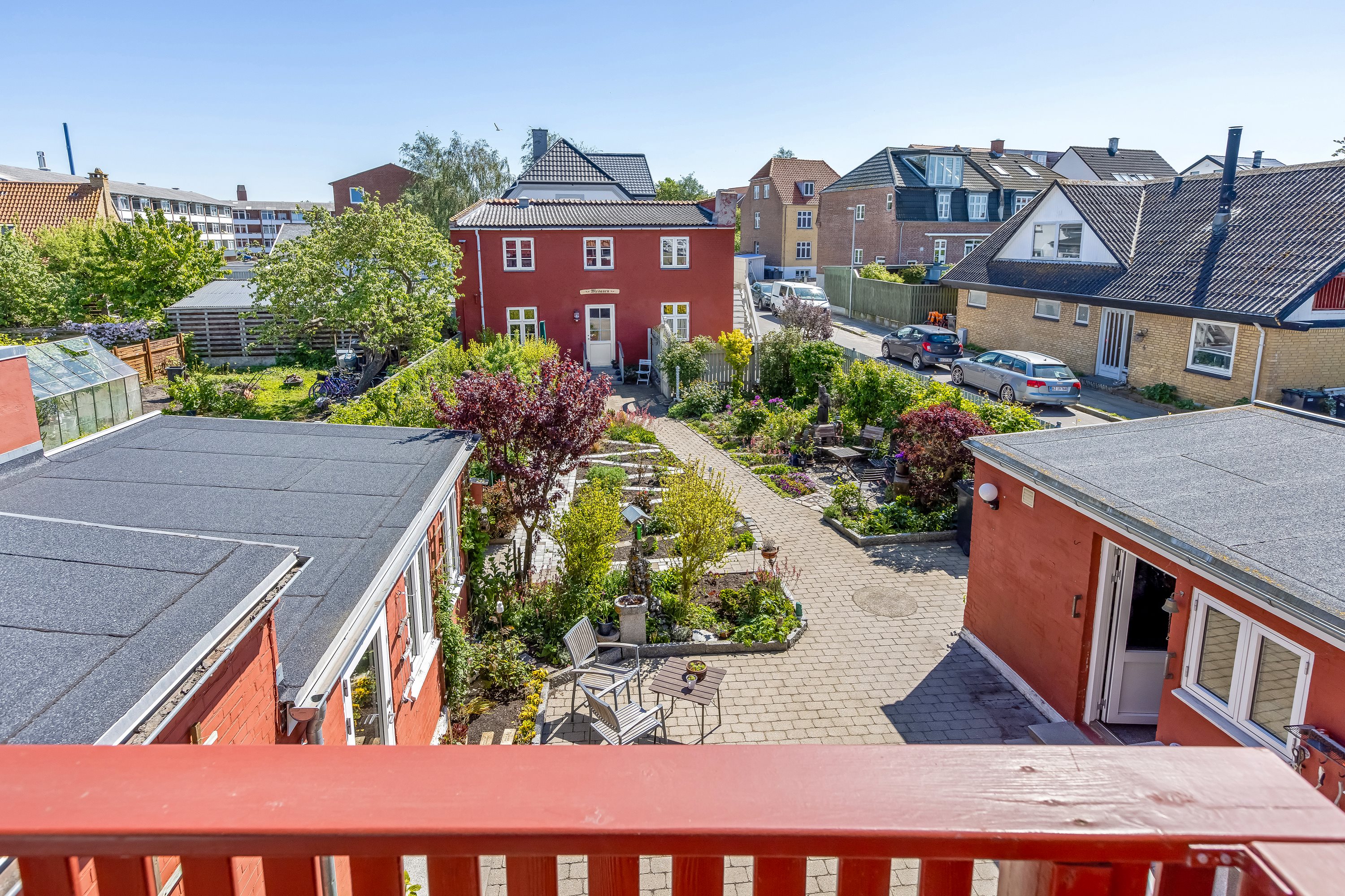 Fremhævet gårdmiljø billede i fuldskærmstilstand. Billede af Sylowsvej 63, 4220 Korsør