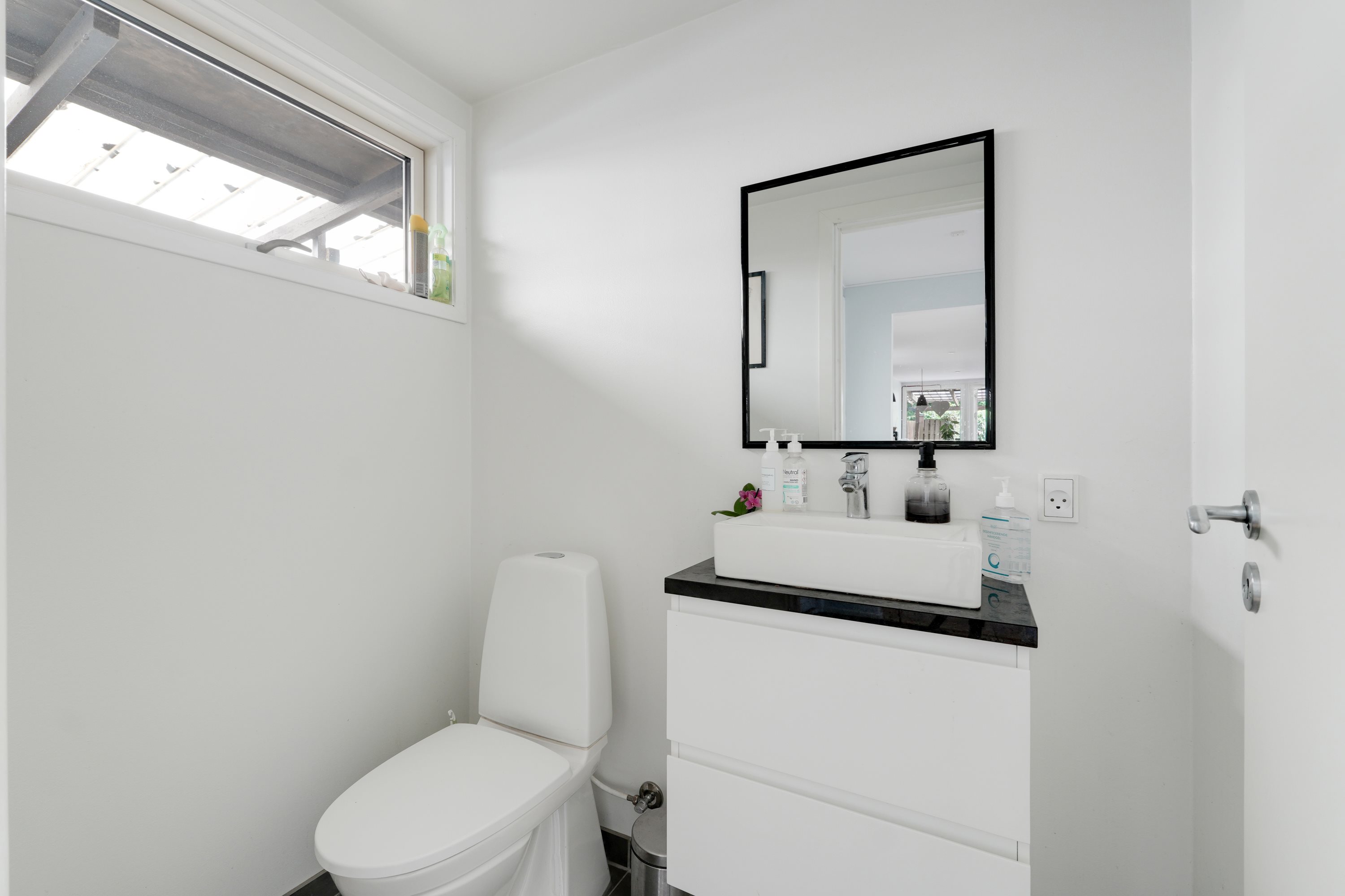 Fremhævet andet billede i fuldskærmstilstand. Billede af Muslingevej 35, 2650 Hvidovre