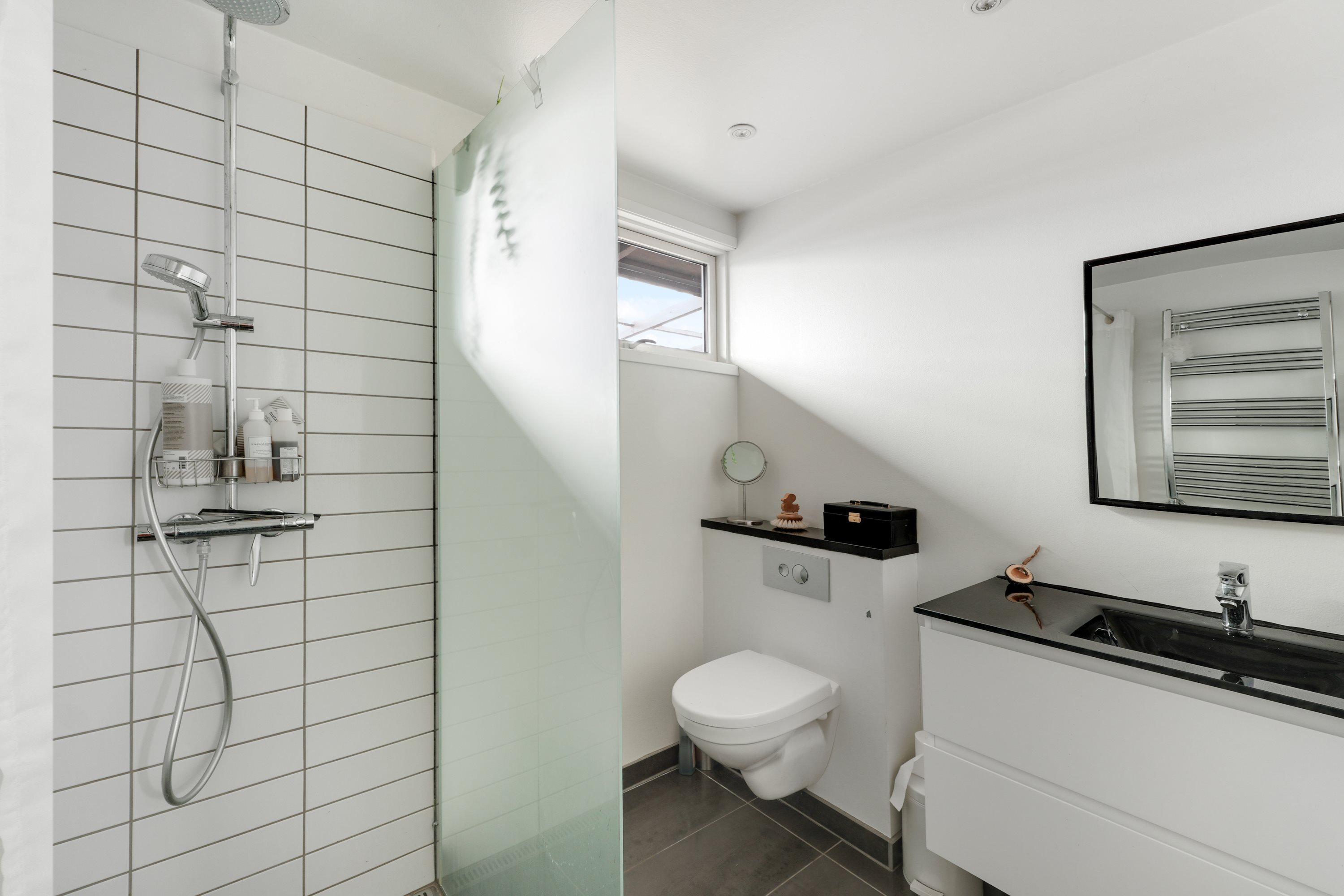 Fremhævet andet billede i fuldskærmstilstand. Billede af Muslingevej 35, 2650 Hvidovre