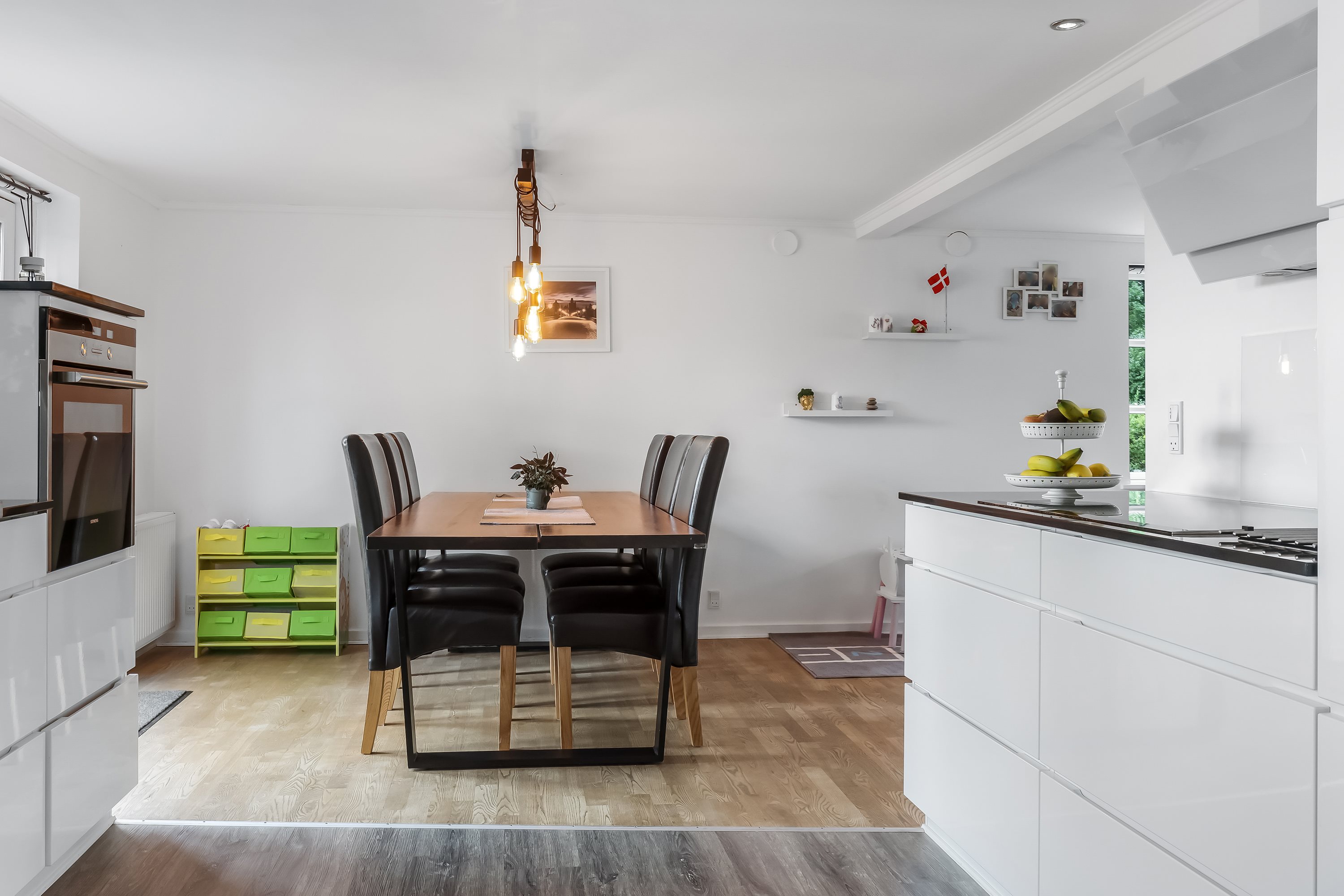 Fremhævet køkken alrum billede i fuldskærmstilstand. Billede af Bækkegårdsvej 9, Sparkær, 8800 Viborg