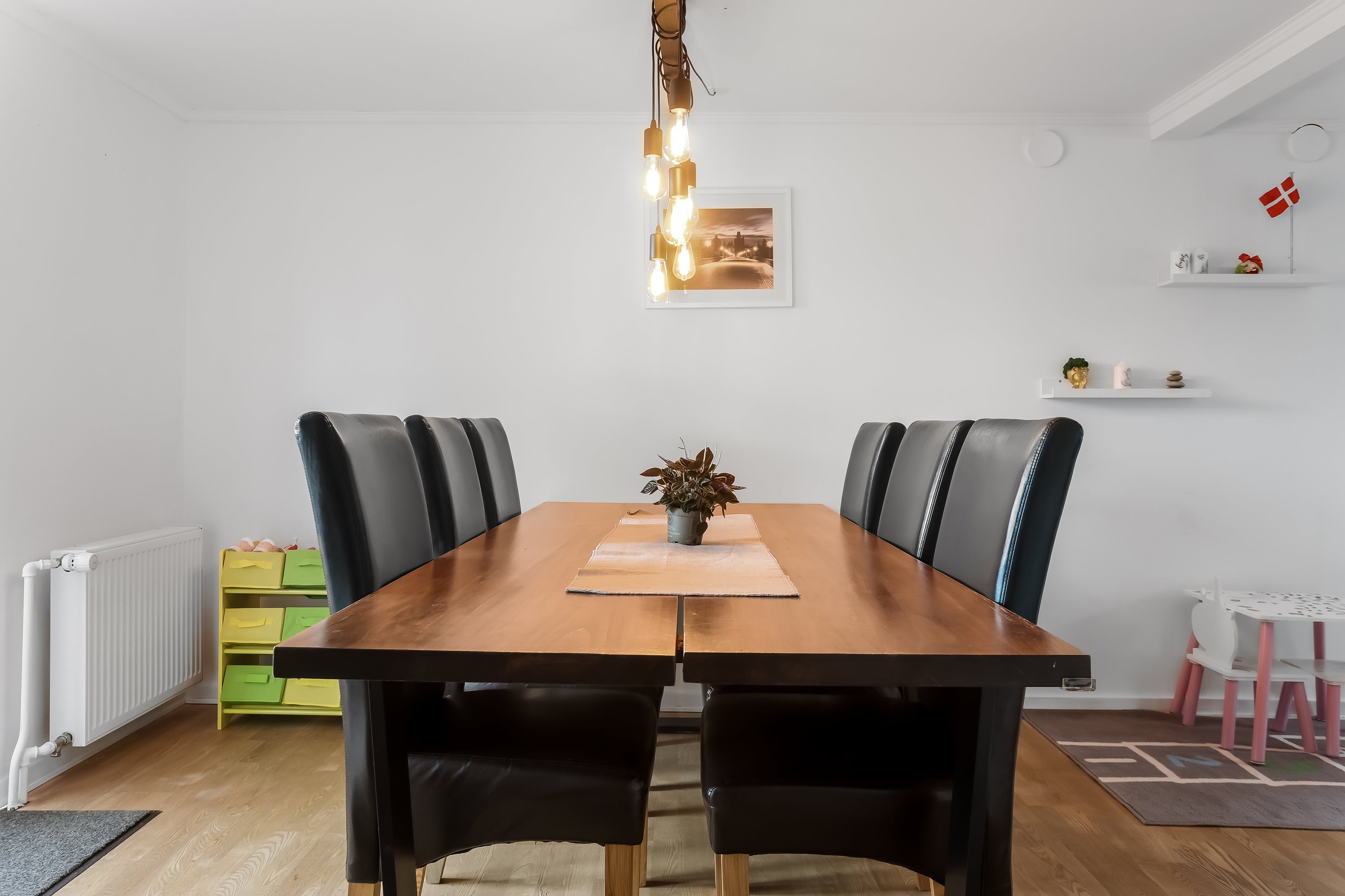 Fremhævet køkken alrum billede i fuldskærmstilstand. Billede af Bækkegårdsvej 9, Sparkær, 8800 Viborg