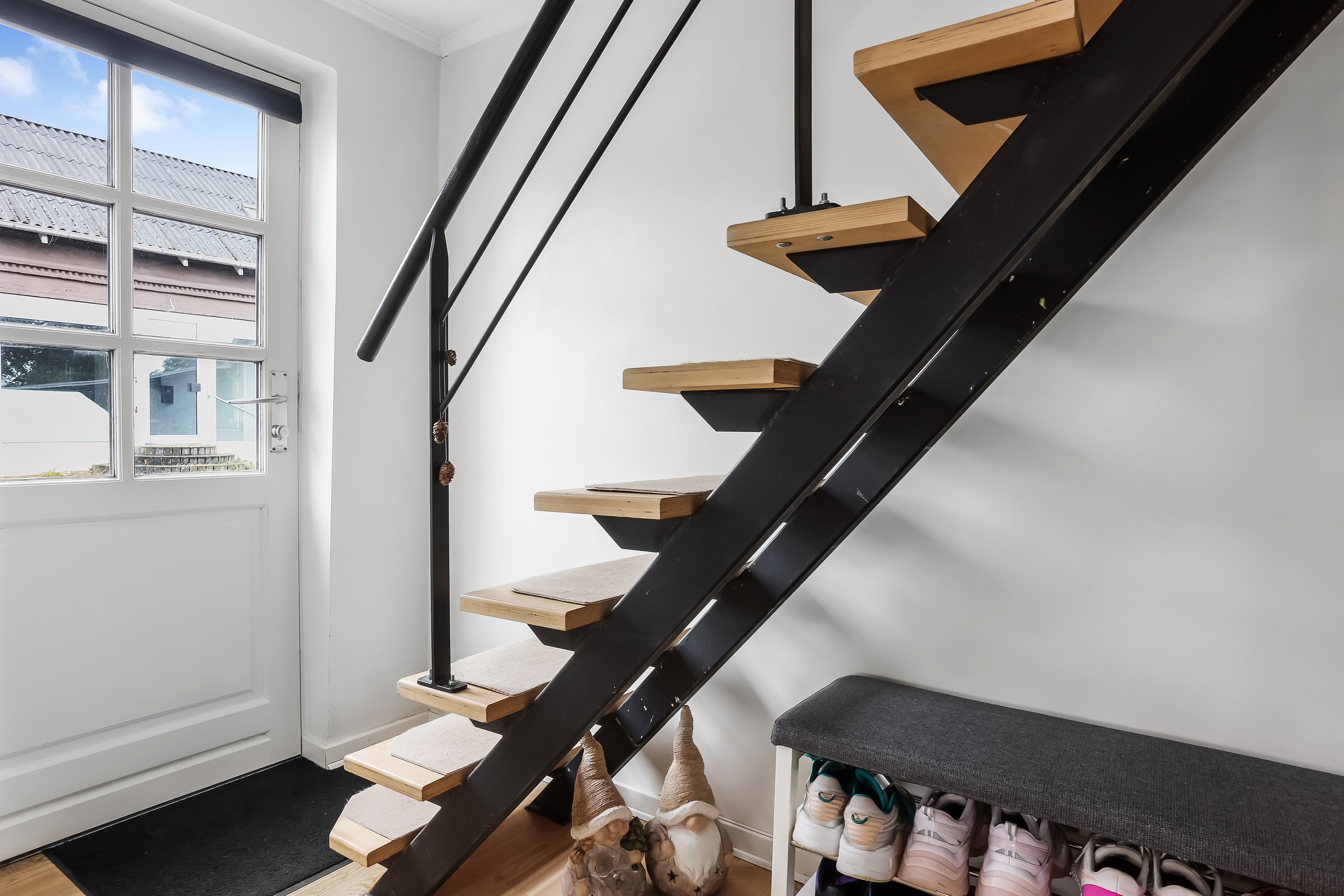 Fremhævet entré billede i fuldskærmstilstand. Billede af Bækkegårdsvej 9, Sparkær, 8800 Viborg