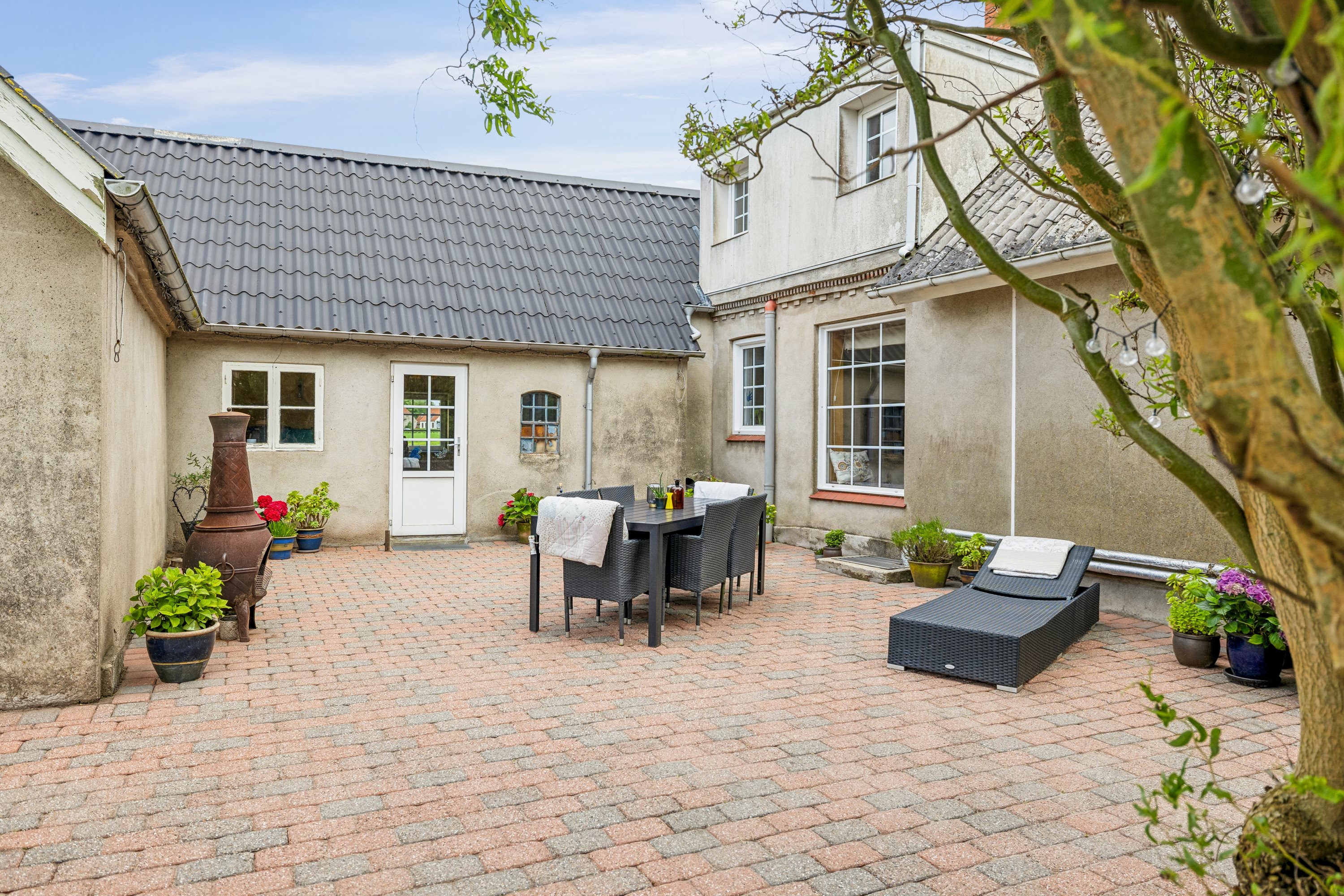 Fremhævet ejendom  billede i fuldskærmstilstand. Billede af Hovgyden 1, Jordløse, 5683 Haarby