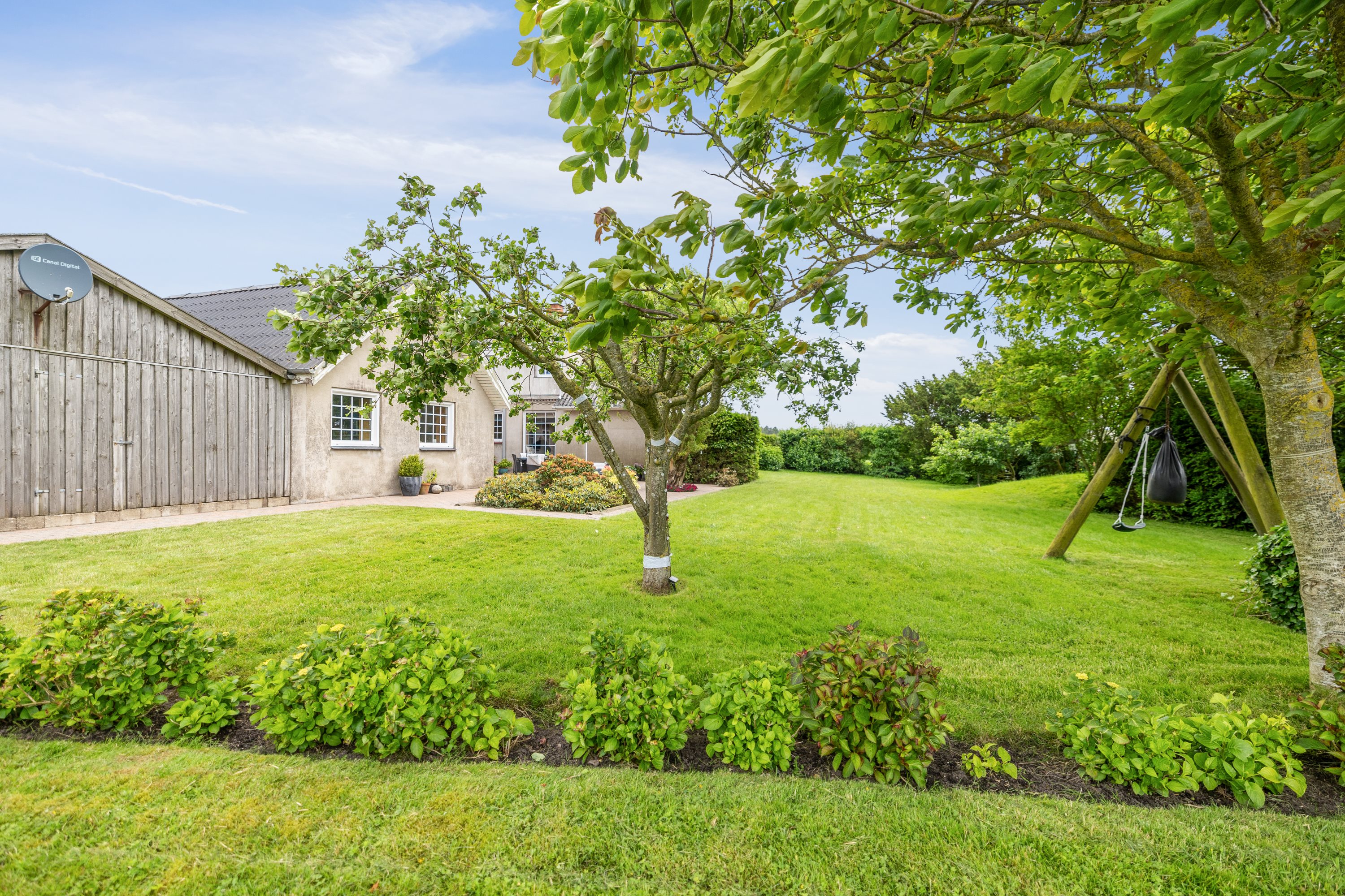 Fremhævet have billede i fuldskærmstilstand. Billede af Hovgyden 1, Jordløse, 5683 Haarby