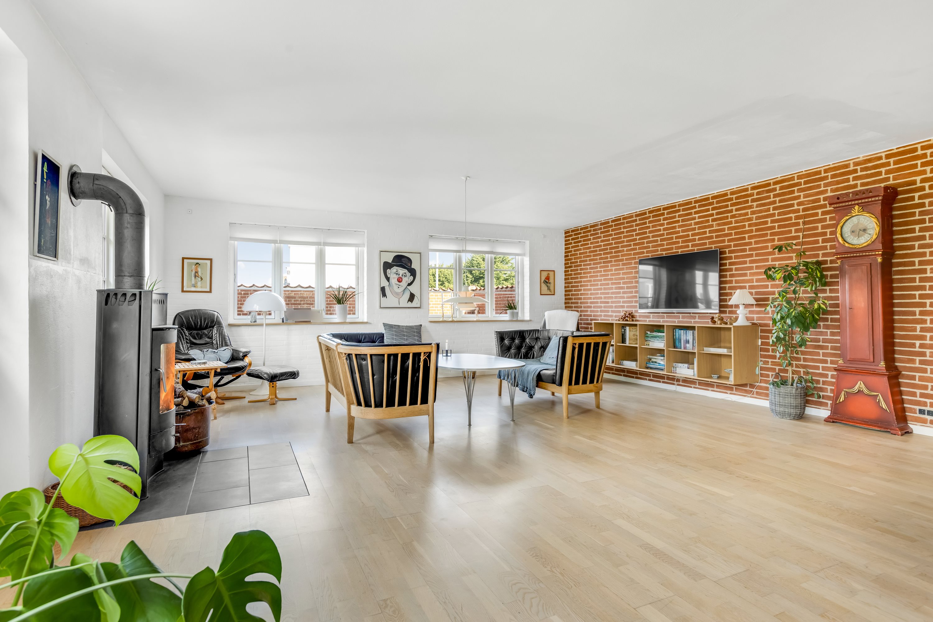 Fremhævet stue billede i fuldskærmstilstand. Billede af Kongelyset 126, 4200 Slagelse