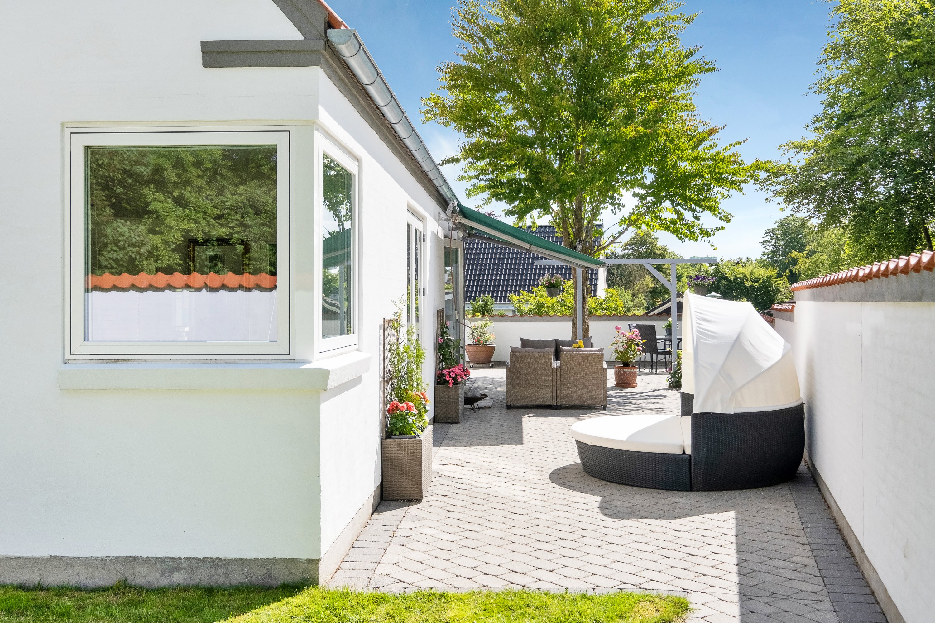 Fremhævet terrasse billede i fuldskærmstilstand. Billede af Elsted Kirkevej 9, 8520 Lystrup