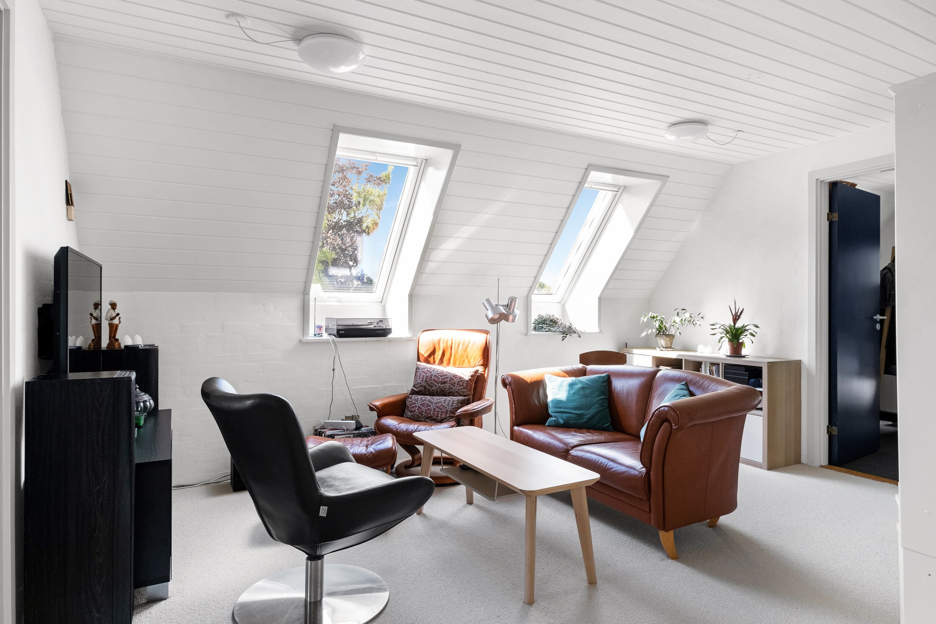 Fremhævet stue billede i fuldskærmstilstand. Billede af Elsted Kirkevej 9, 8520 Lystrup