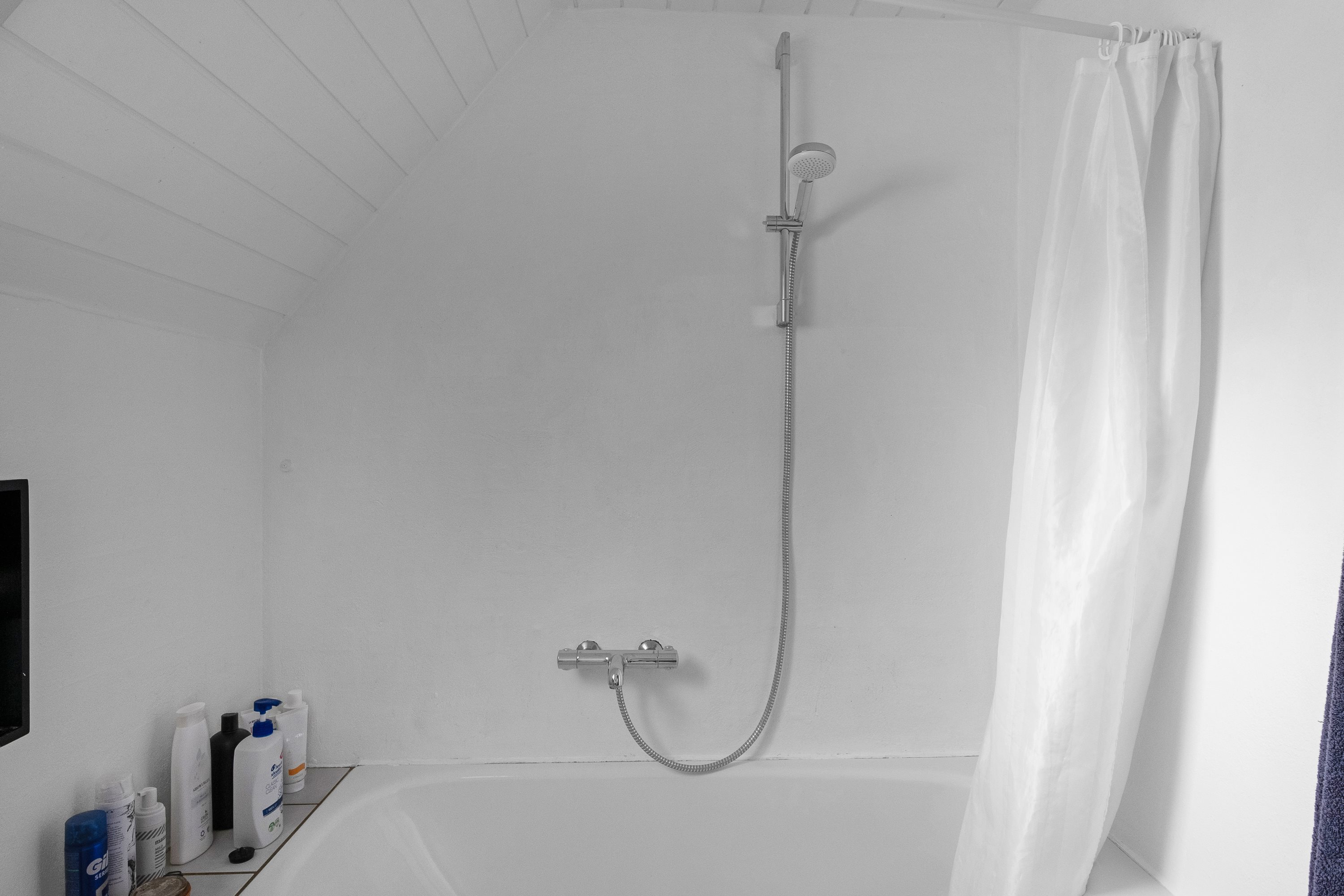 Fremhævet badeværelse billede i fuldskærmstilstand. Billede af Elsted Kirkevej 9, 8520 Lystrup