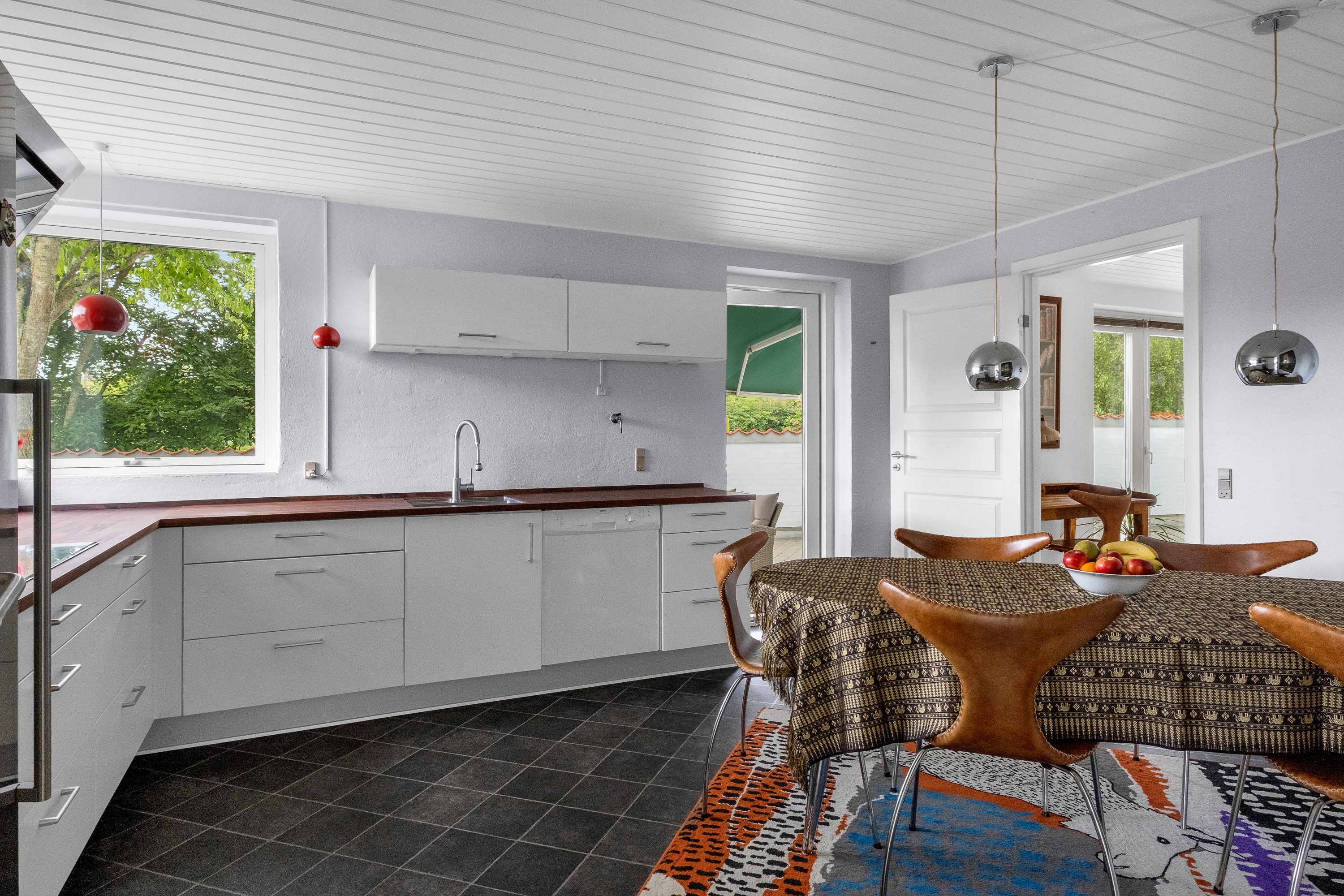 Fremhævet køkken alrum billede i fuldskærmstilstand. Billede af Elsted Kirkevej 9, 8520 Lystrup